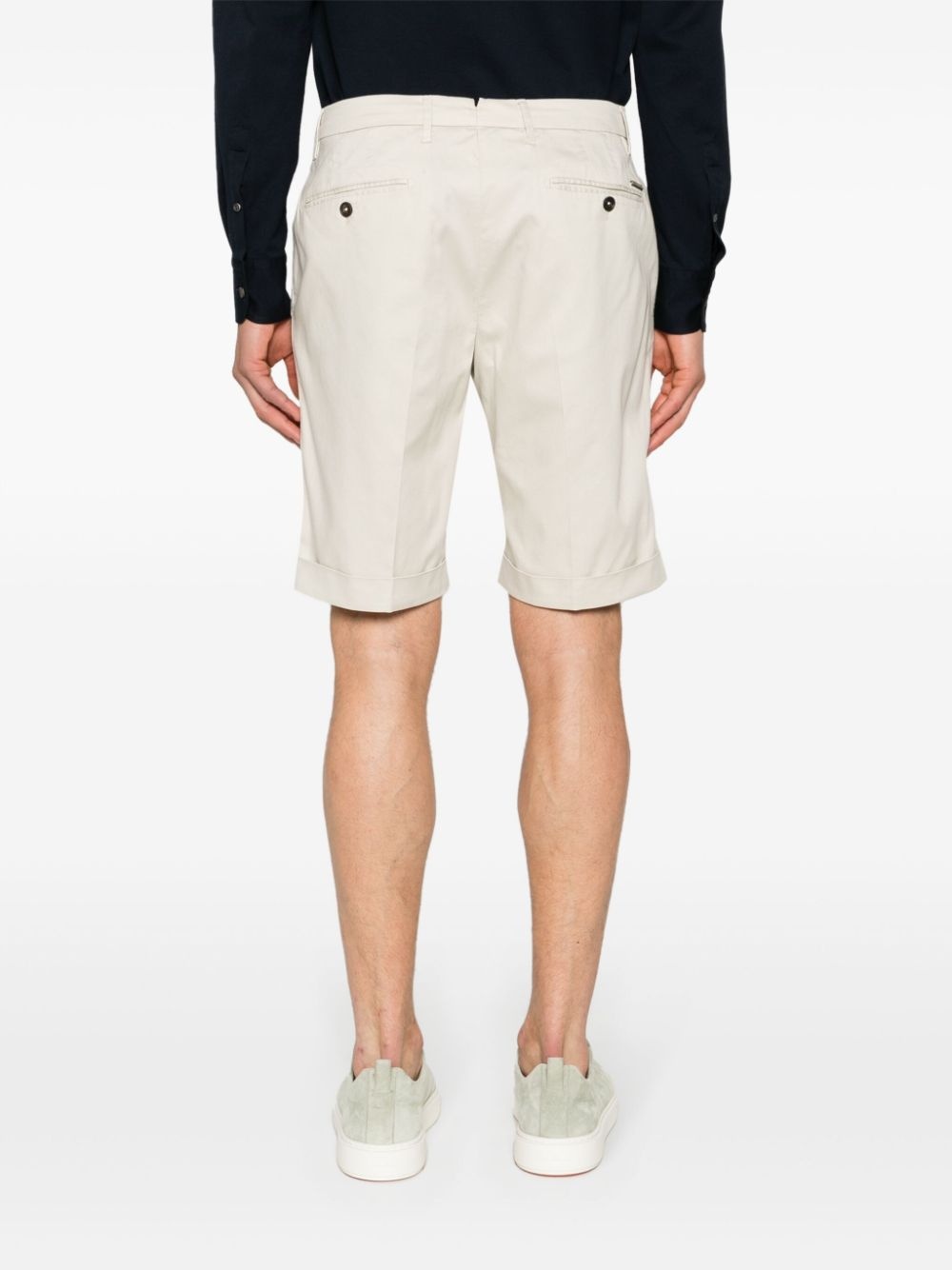 mid-rise lyocell blend chino shorts - 4