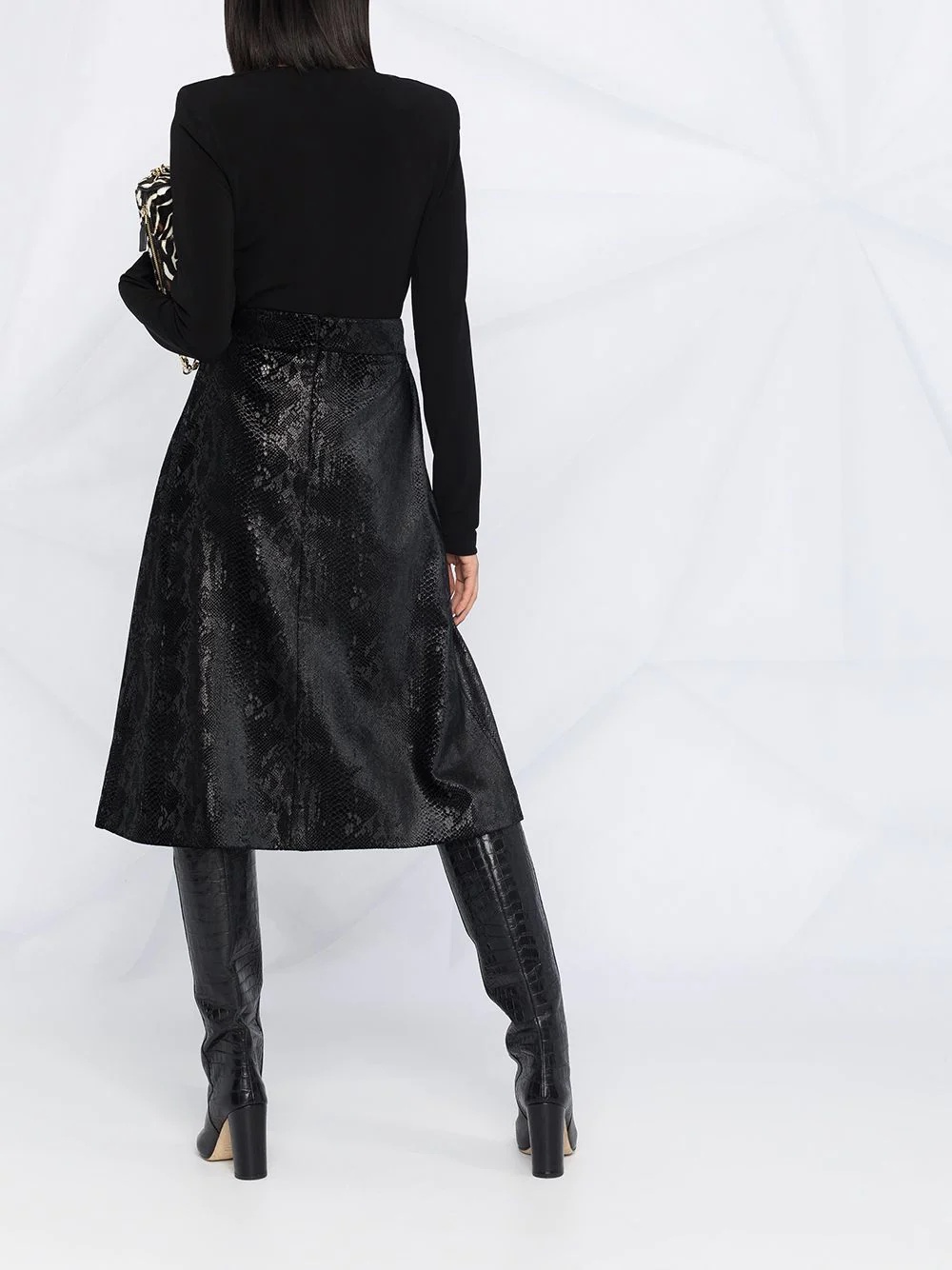 snakeskin-effect midi skirt - 4