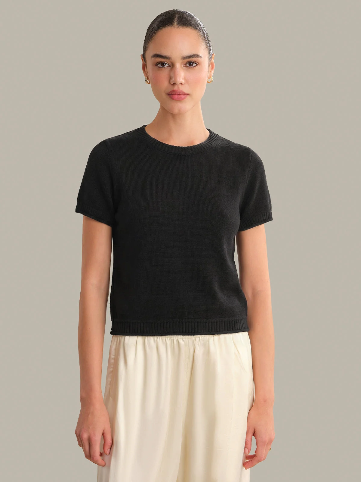 Fiona: Classic Cotton Short Sleeve Tee - 1
