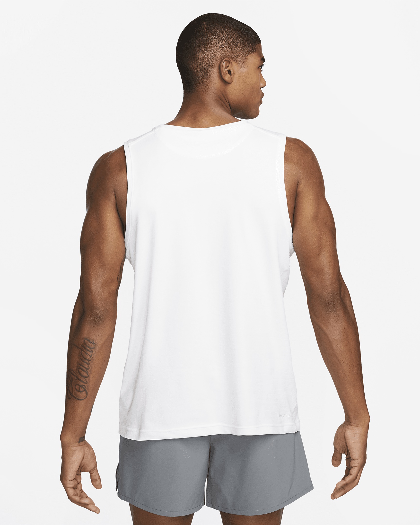 Nike Primary Men's Dri-FIT Versatile Tank - 3