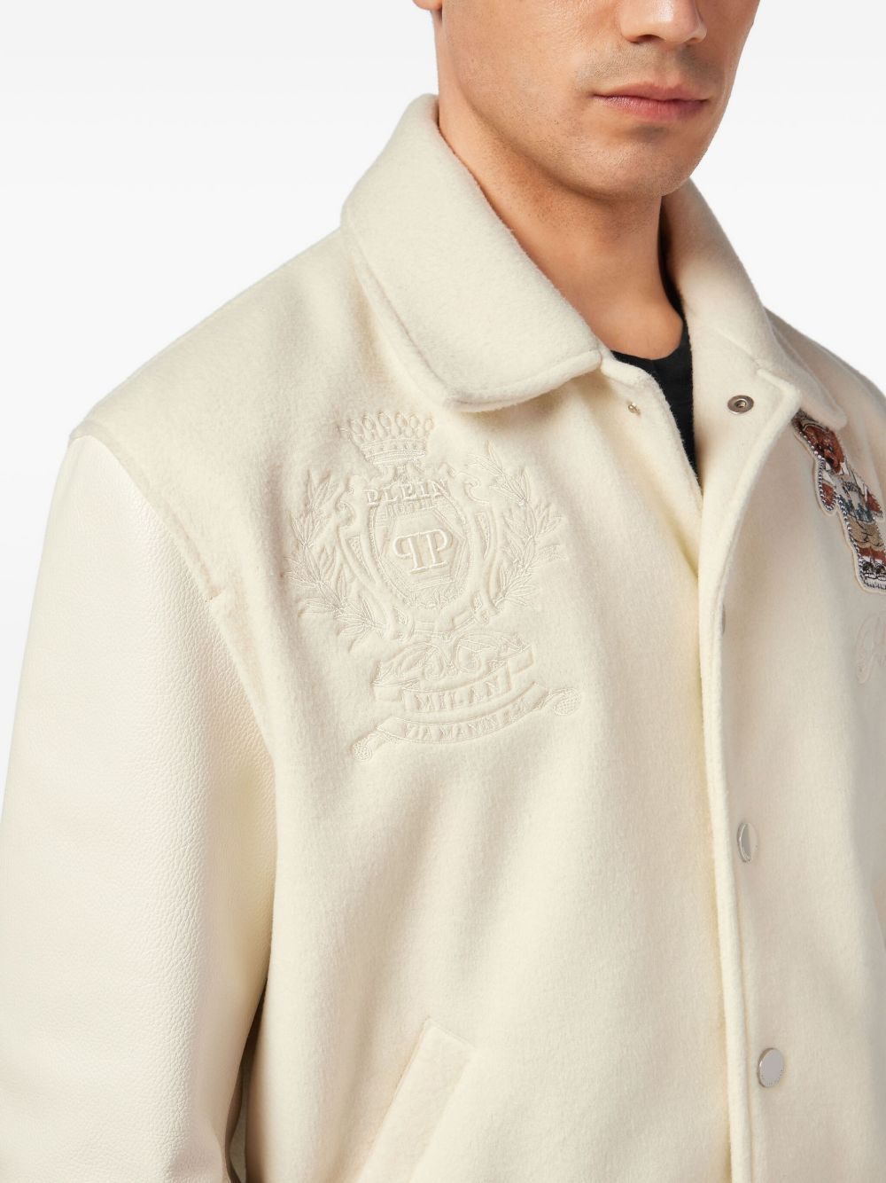 bear-embroidered jacket - 5