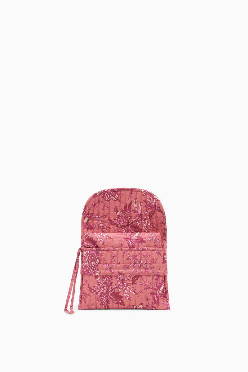Kamari Tote 4