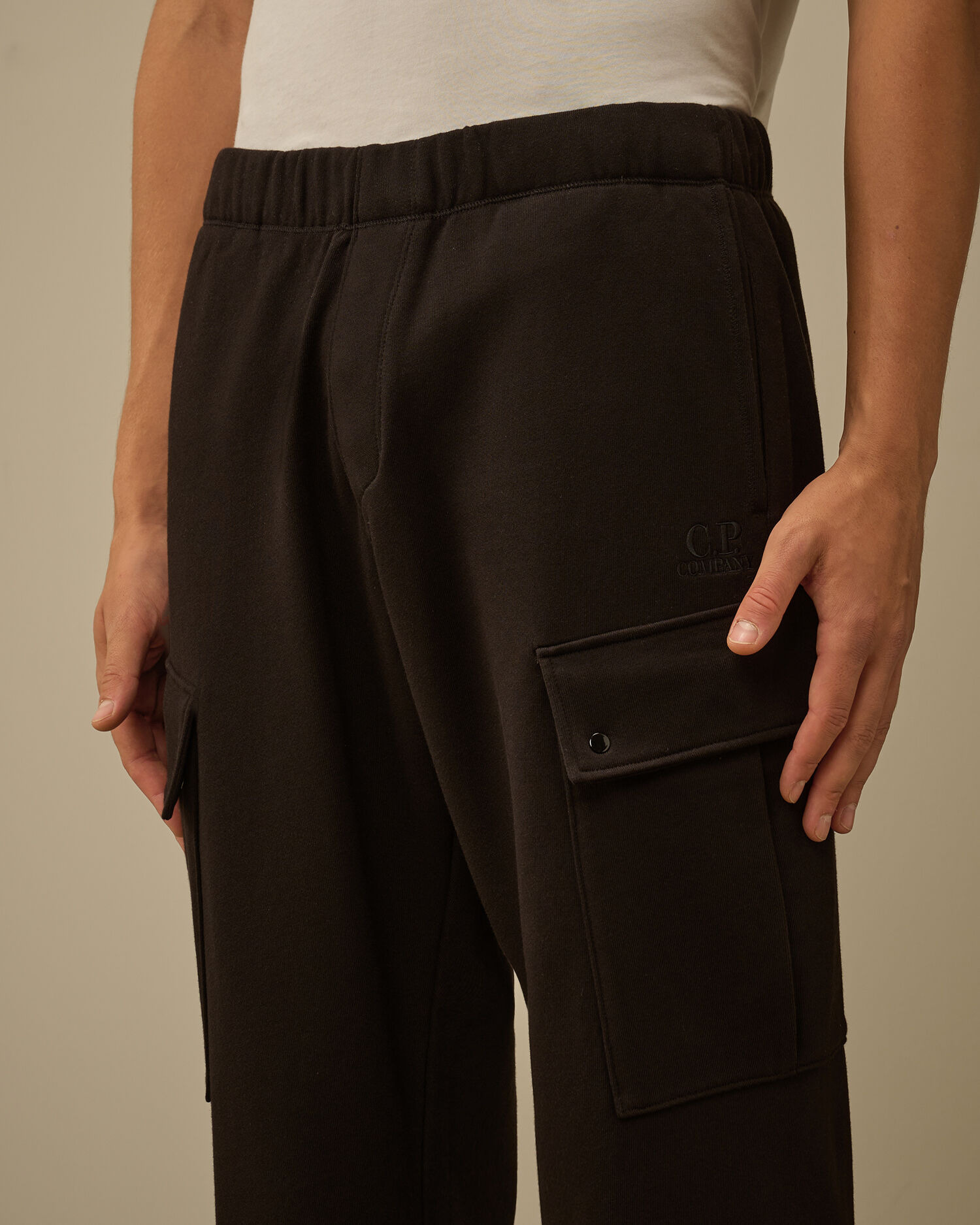 Diagonal Raised Fleece Cargo Sweatpants - 5