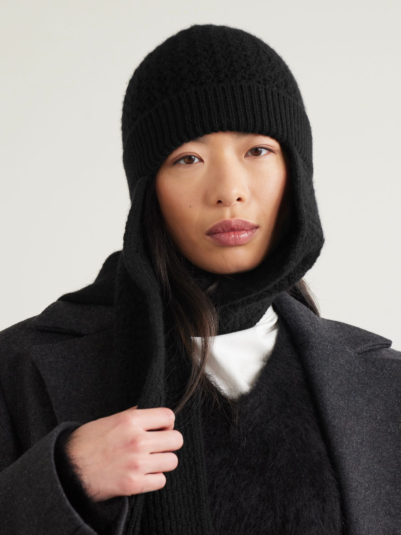 Engadin hooded crochet-knit cashmere scarf Black - 4