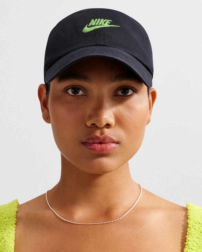 Nike Club Unstructured Futura Wash Cap 1