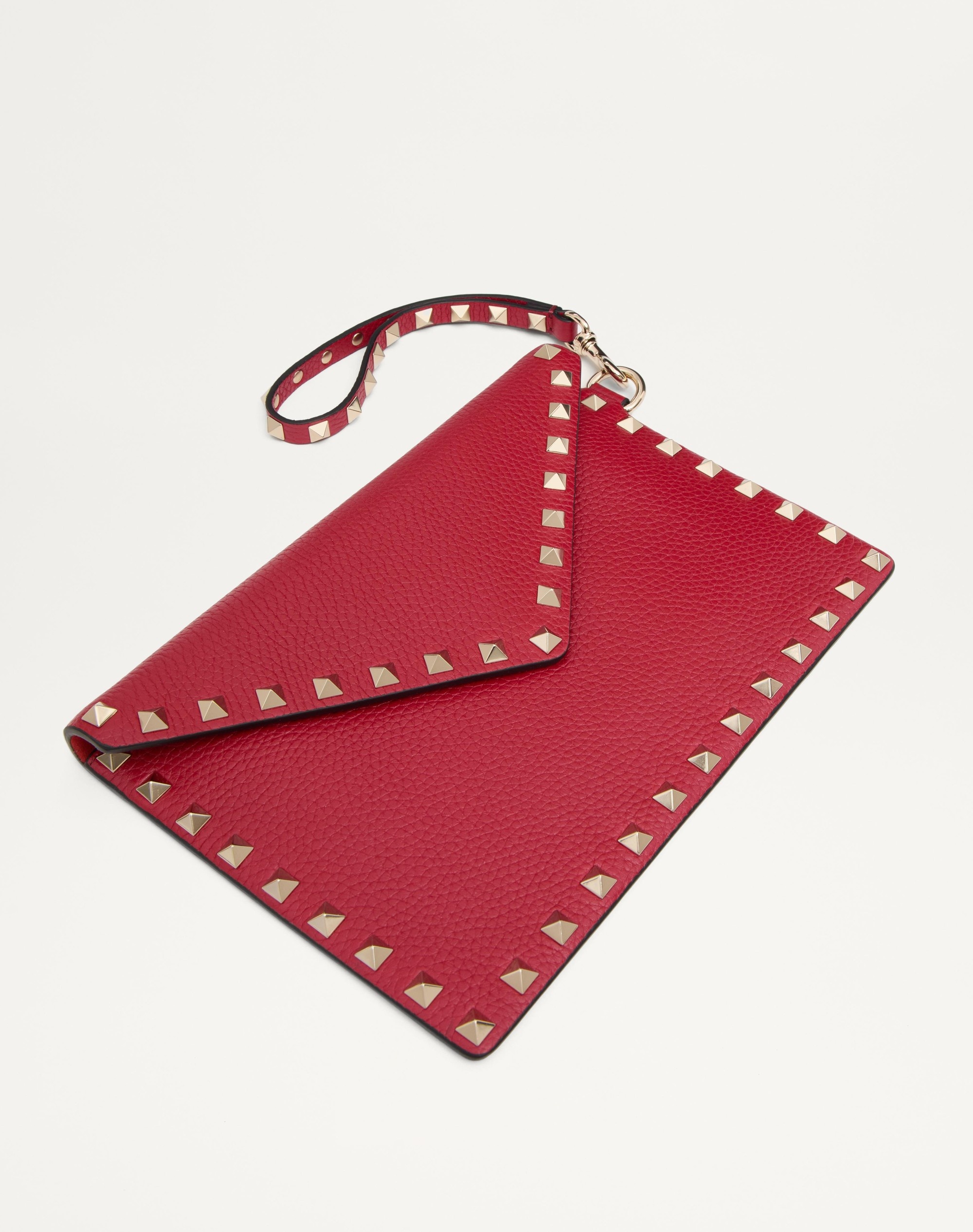ROCKSTUD GRAINY CALFSKIN POUCH - 5