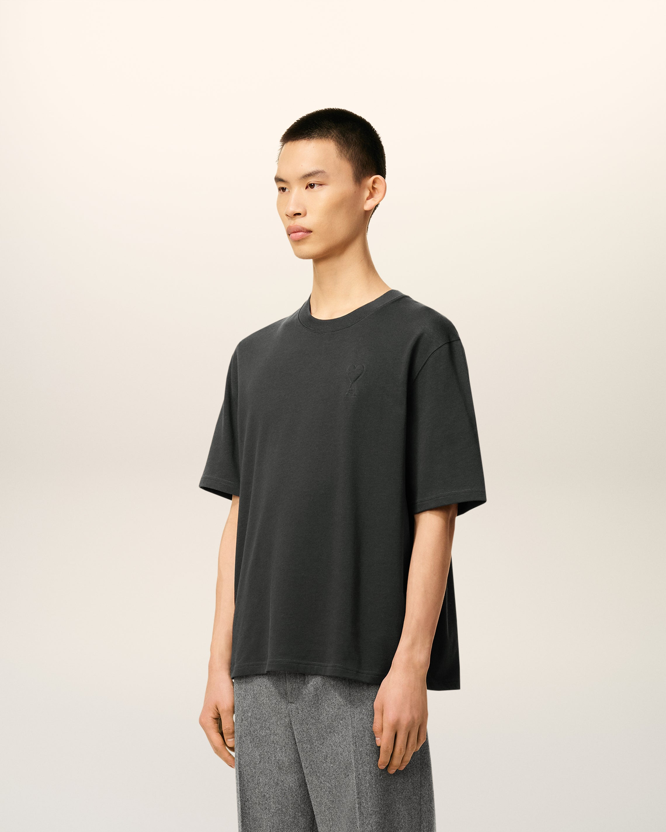 BLACK COTTON AMI DE COEUR COSY FIT T-SHIRT - 6