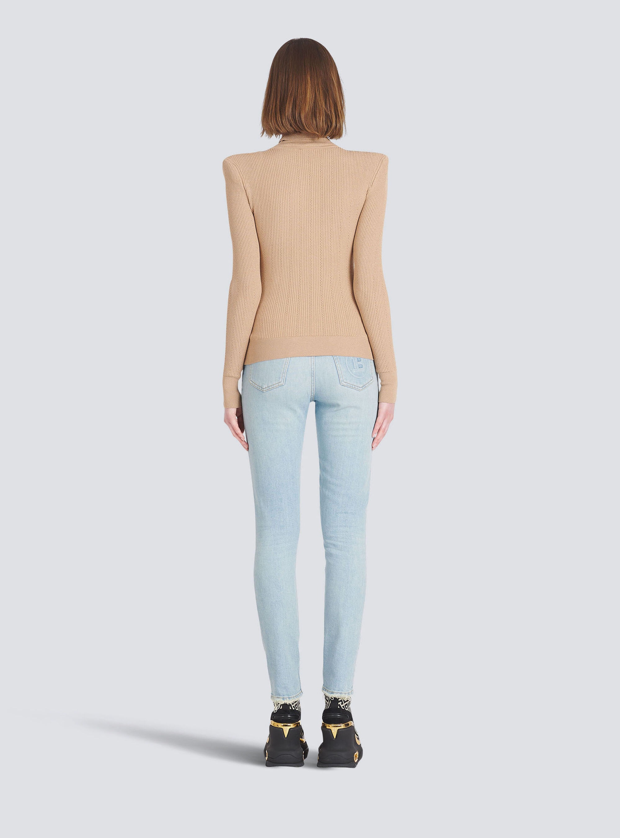 Eco-designed sweater with gold-tone buttons - 4