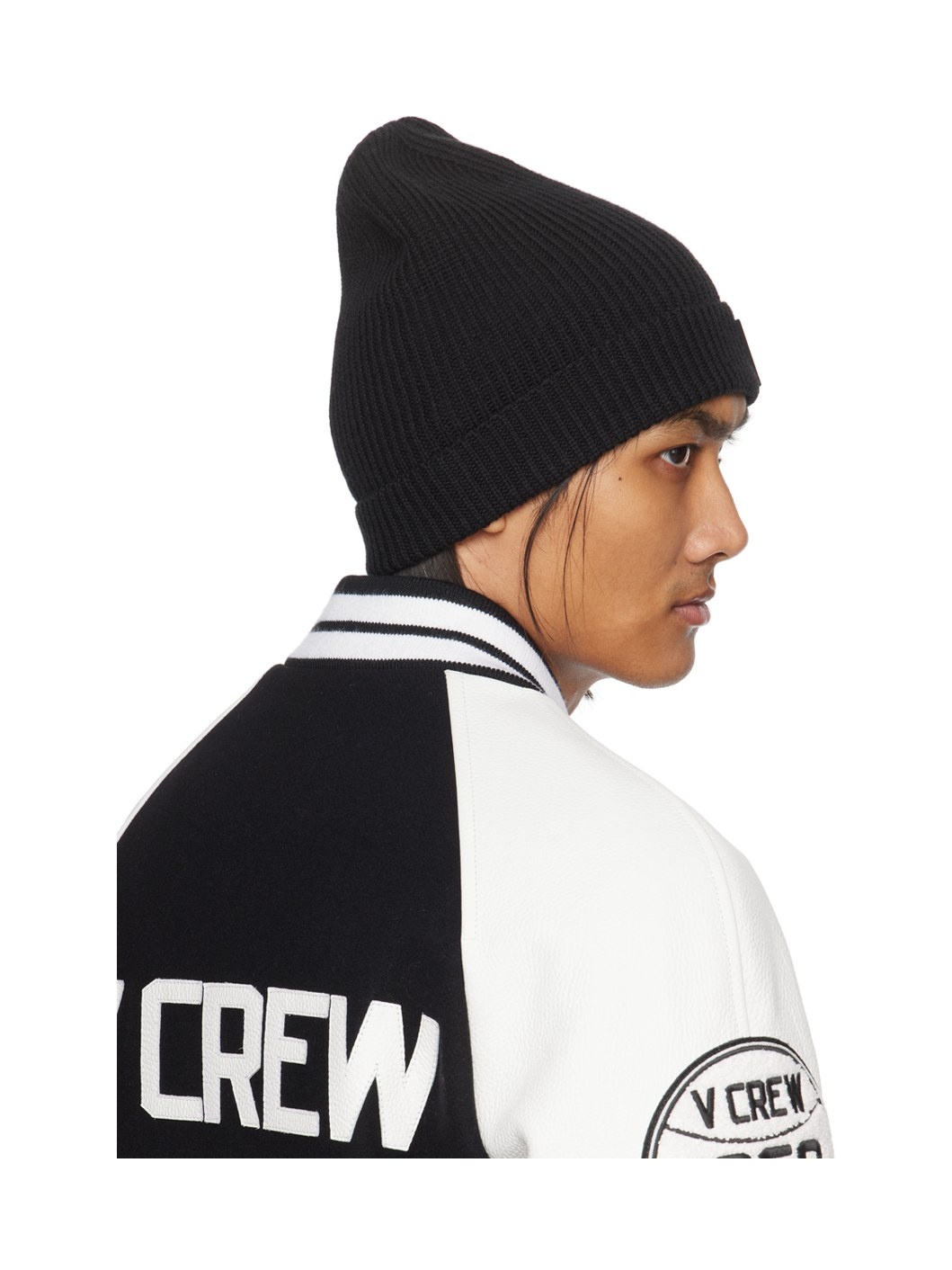 Black V Appliqué Beanie - 3