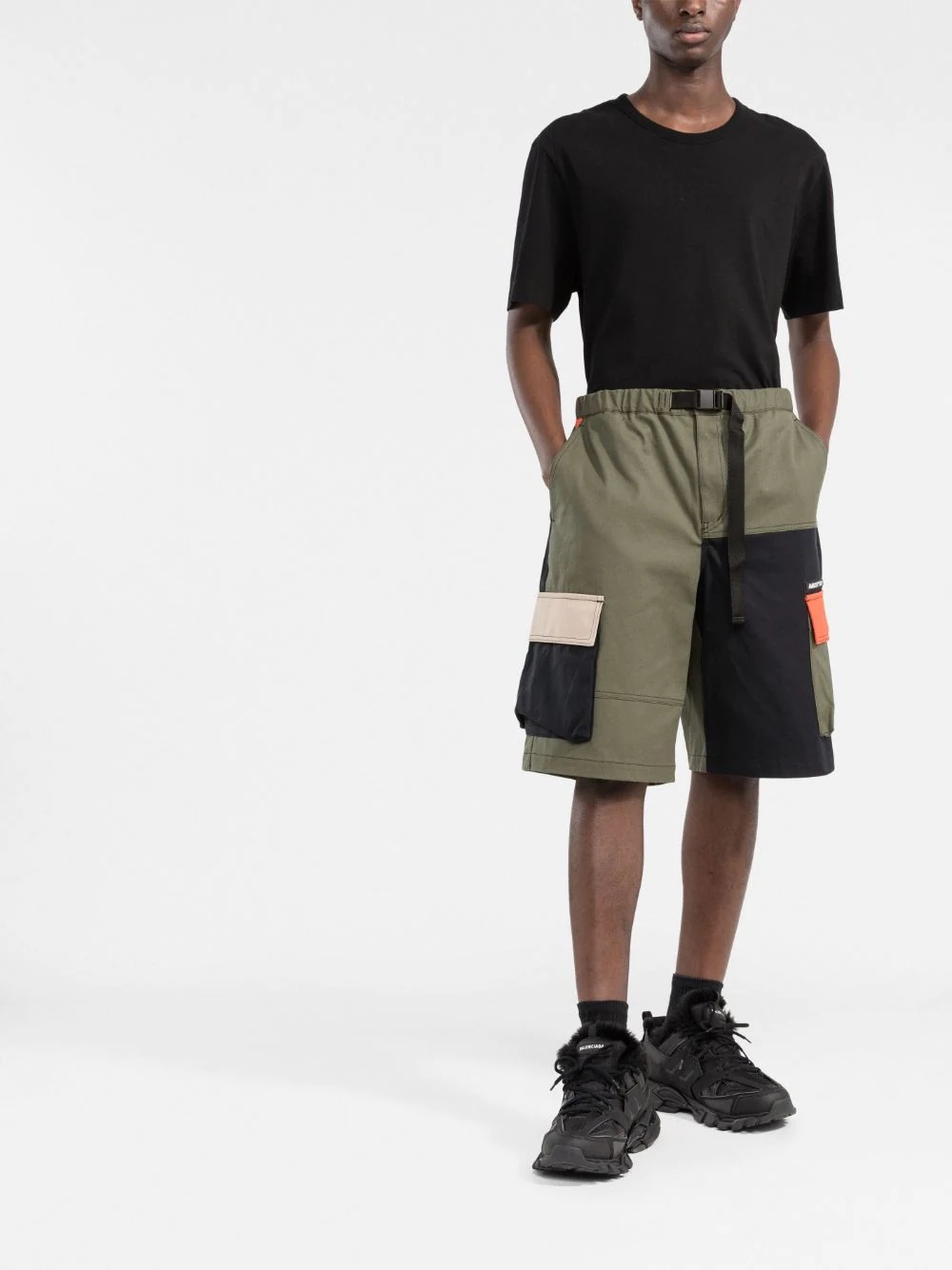 colour-block cargo shorts - 2