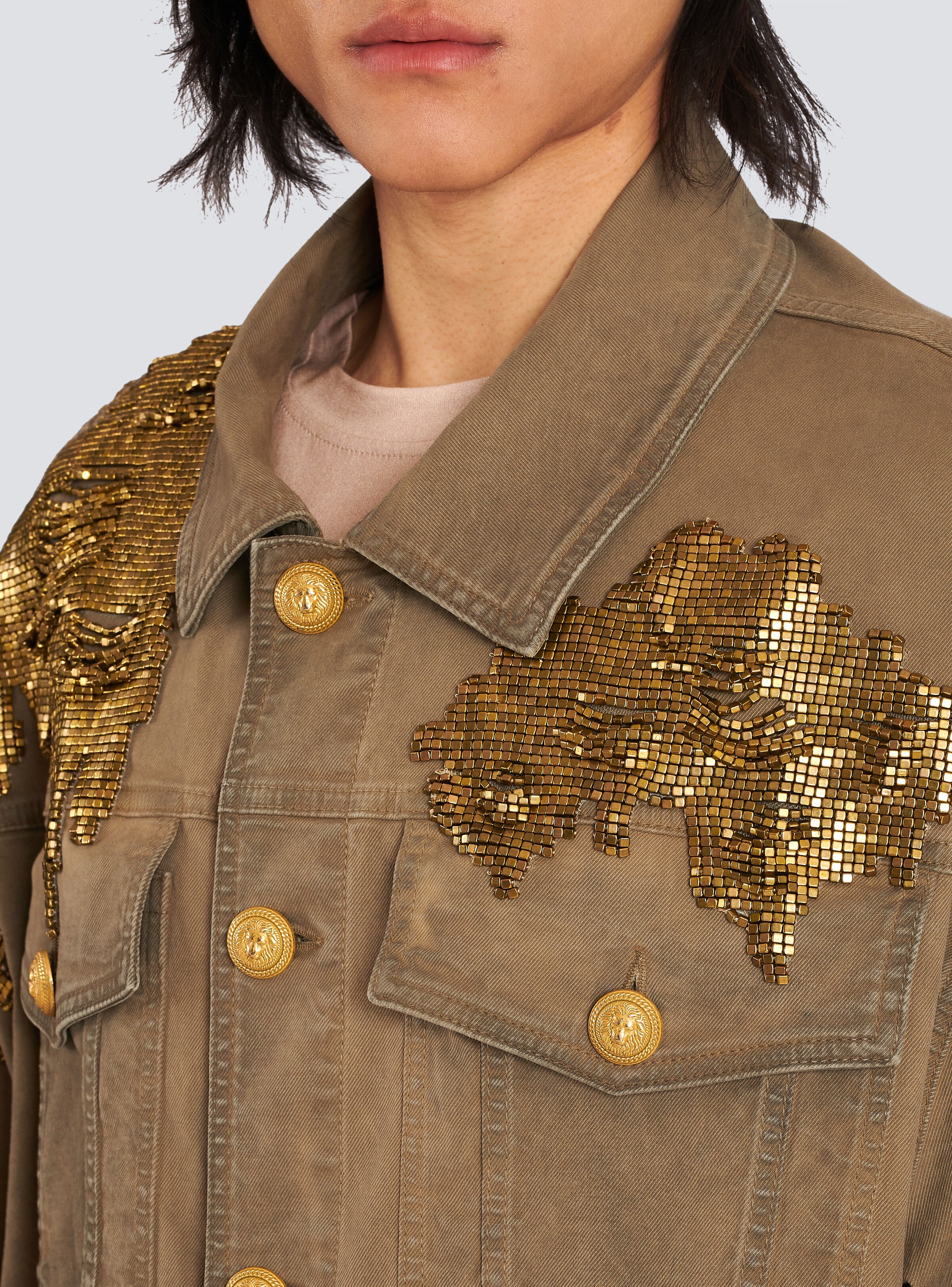 Embroidered denim jacket - 7