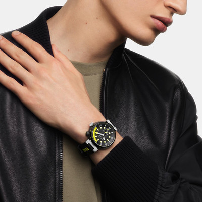 Louis Vuitton Tambour Street Diver outlook