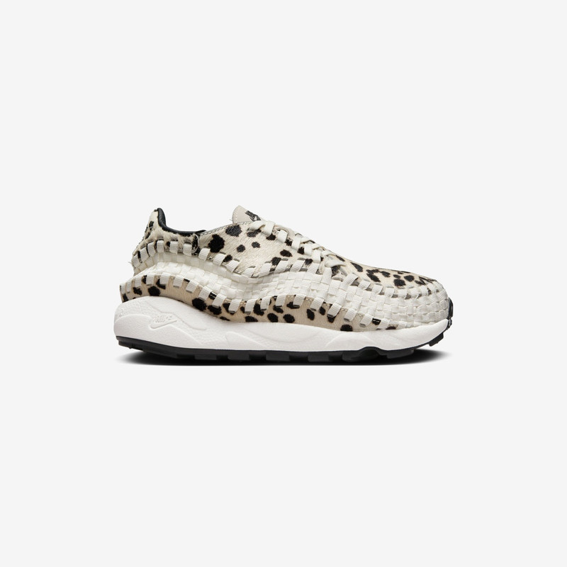 Wmns Air Footscape Woven - 1
