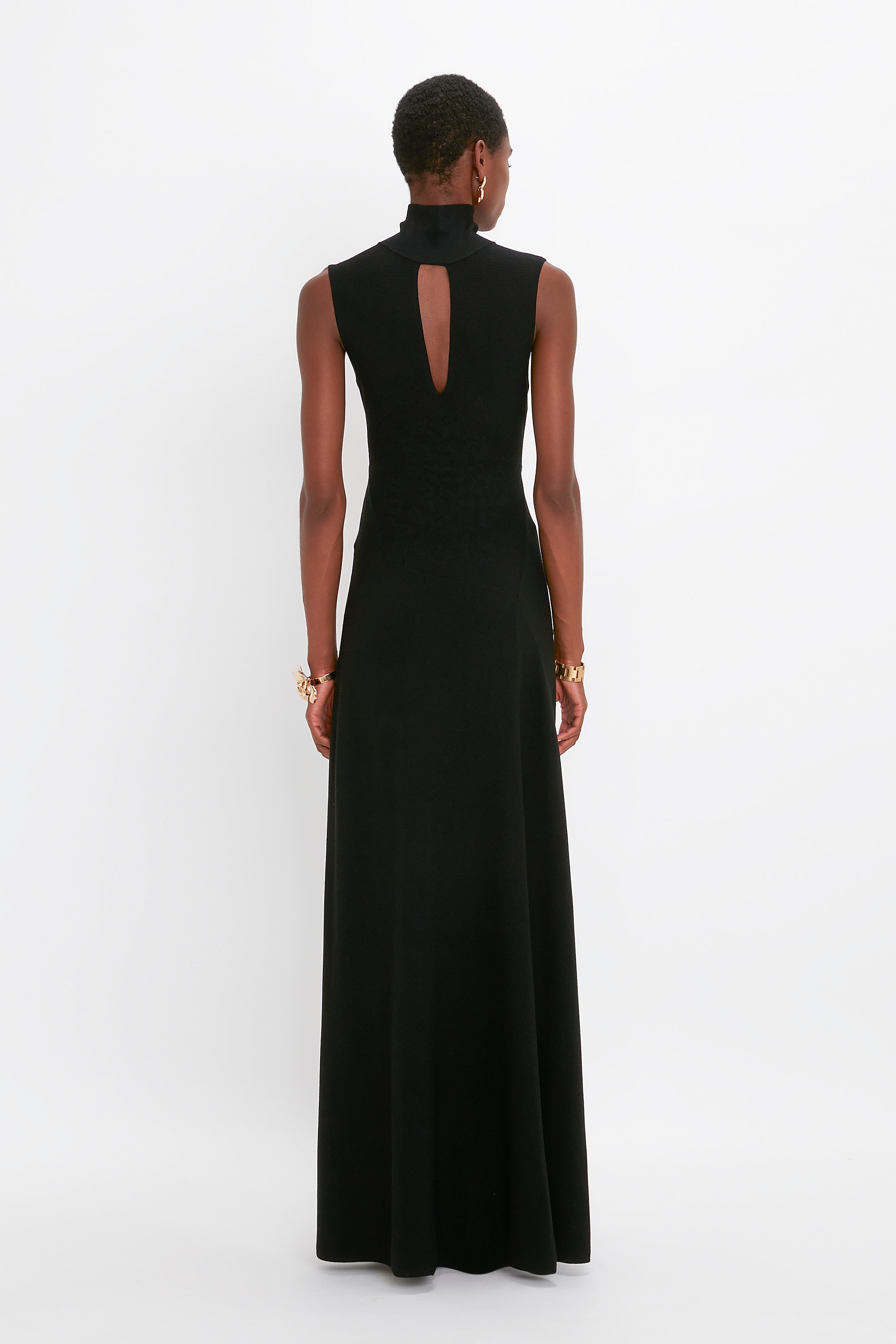 Cut Out Front Floor-Length Dress In Black - 4
