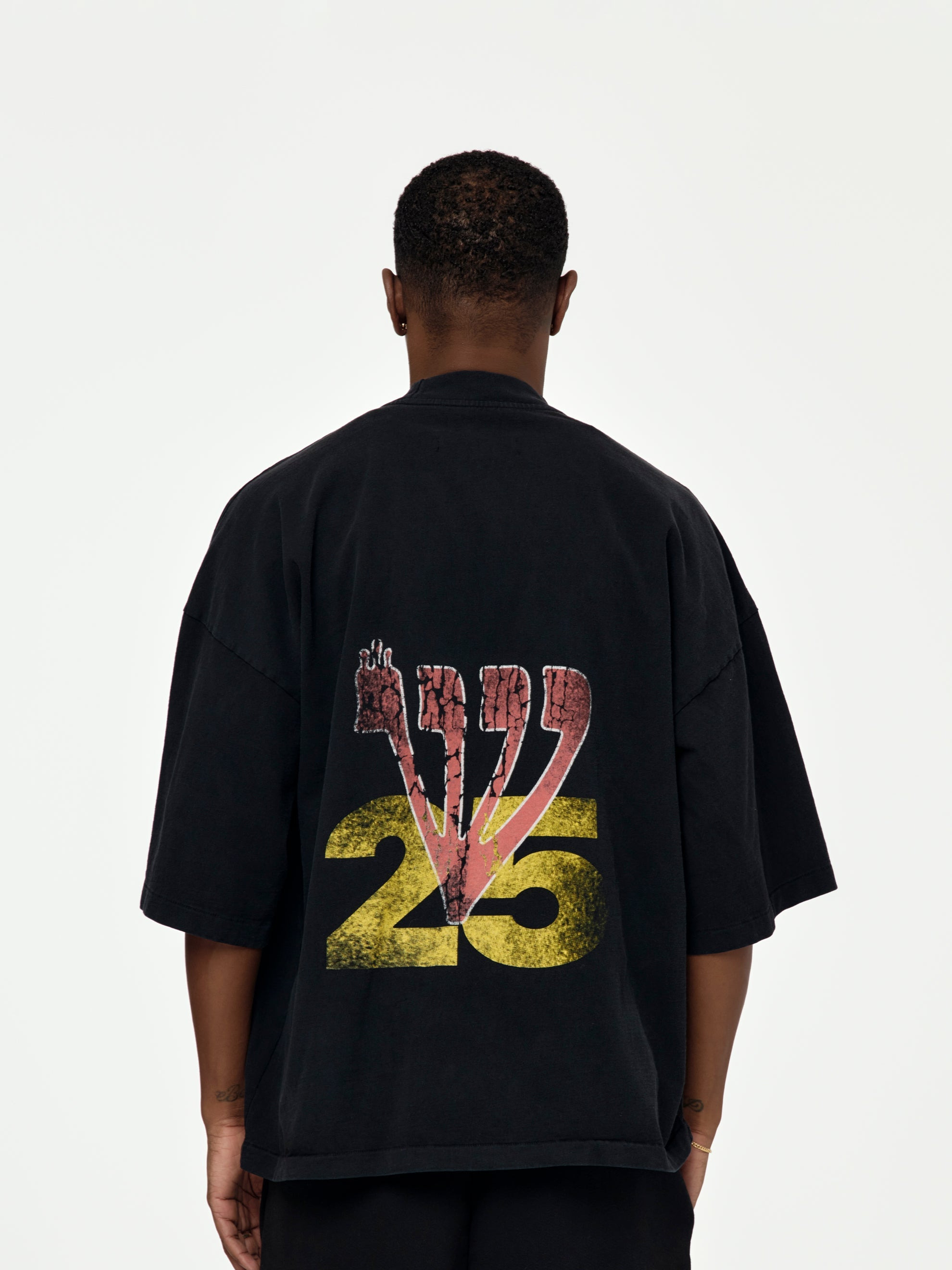 INNER CHAMER TEE  (JET BLACK) - 2