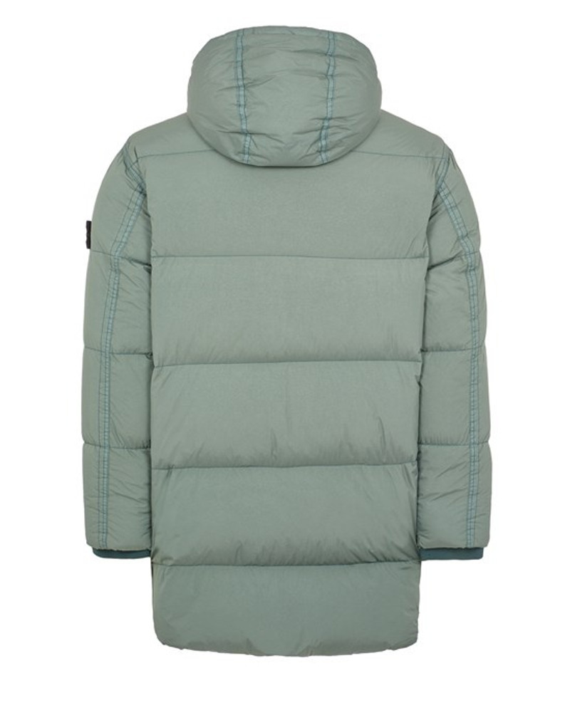 Stone Island 70323 GARMENT DYED CRINKLE REPS RECYCLED NYLON DOWN SAGE GREEN outlook