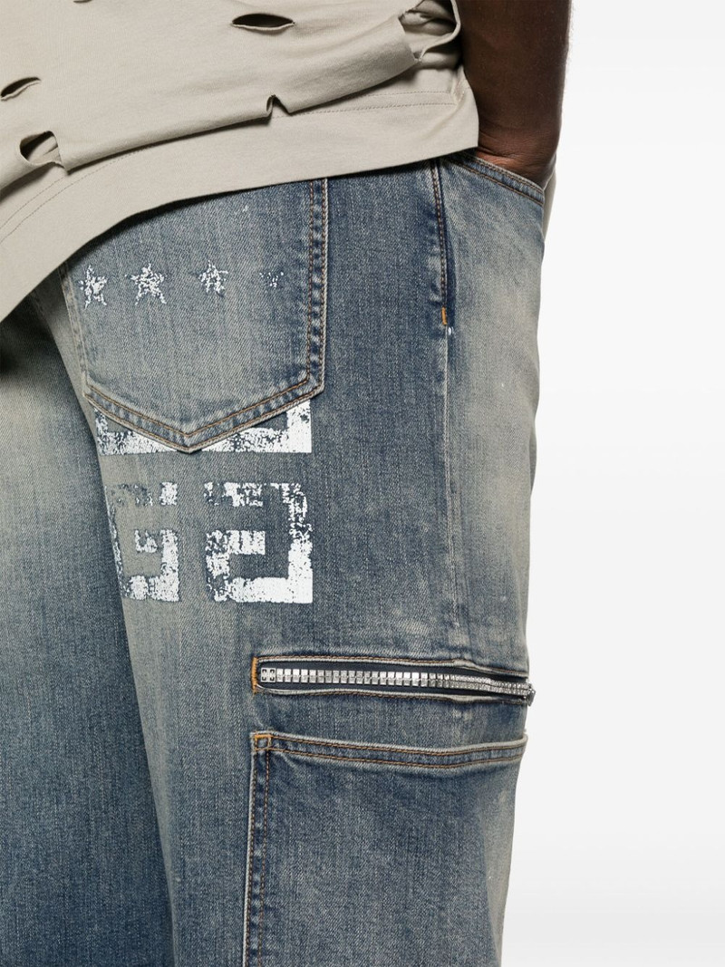 straight-leg cargo jeans 5
