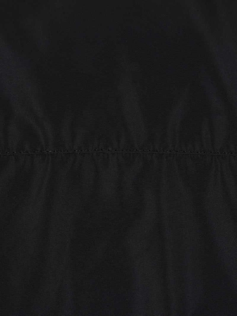 snao-fastening jacket 3