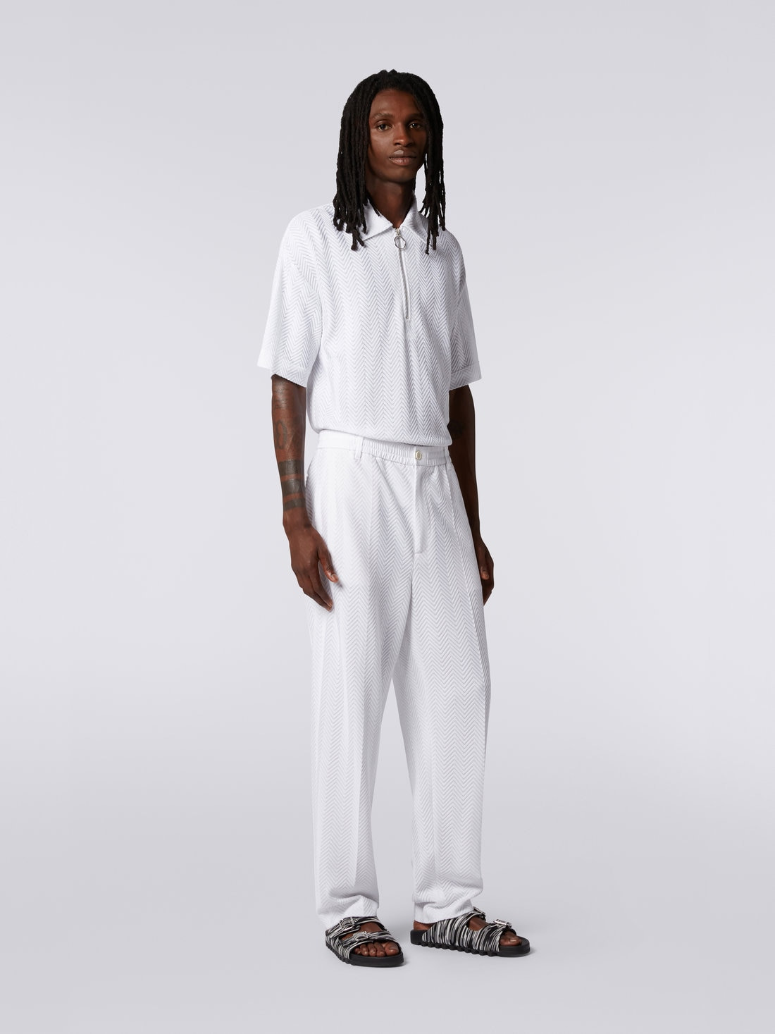Classic plain cotton and viscose chevron trousers - 3