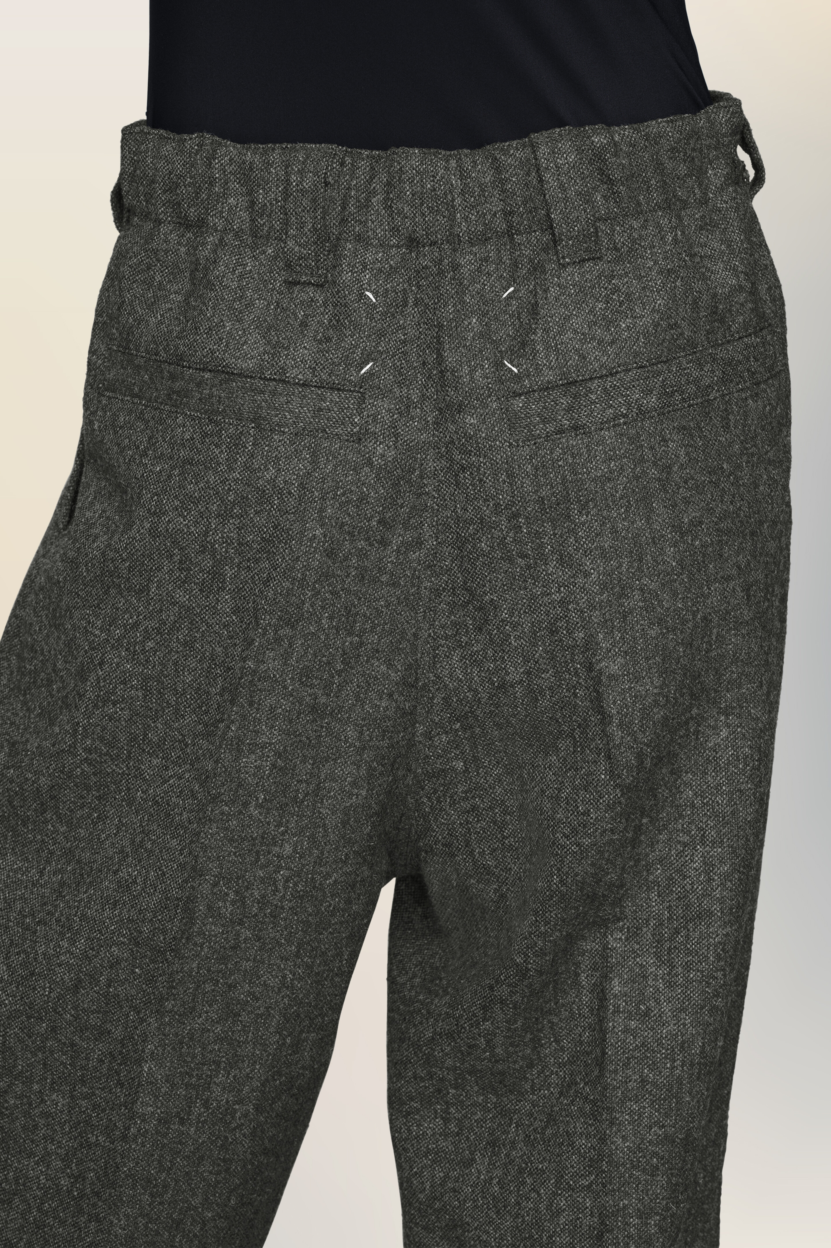 Wide-leg wool trousers - 7