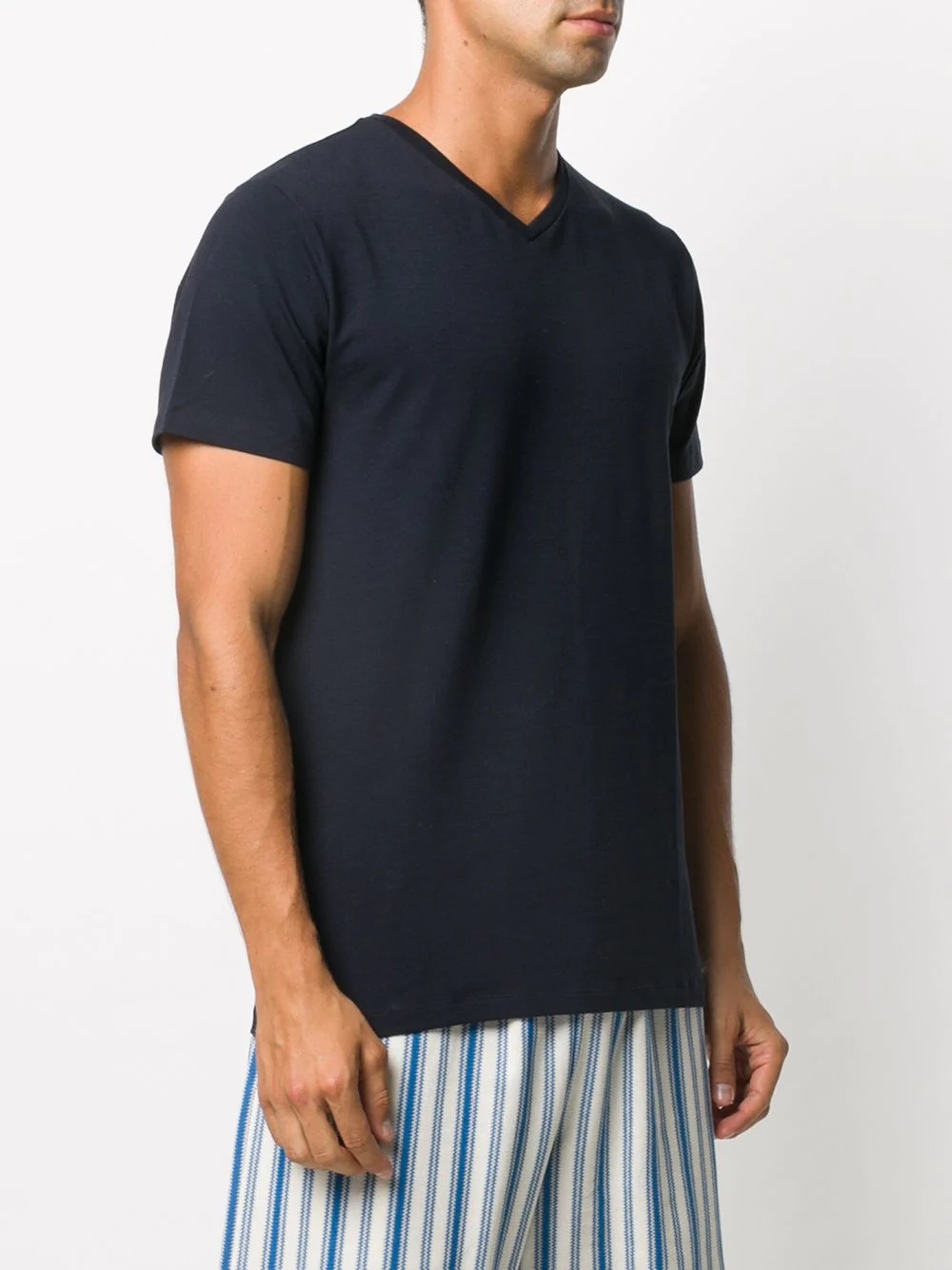 V-neck T-shirt - 3