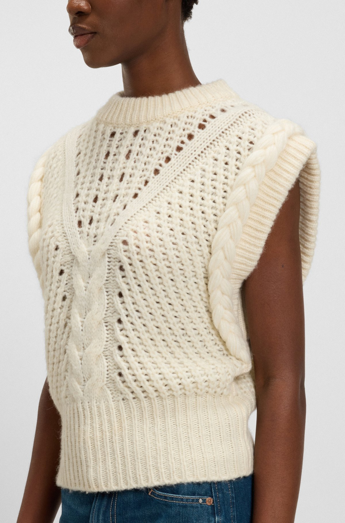 RELAXED-FIT SLEEVELESS TOP IN STRUCTURED ITALIAN YARN - 5