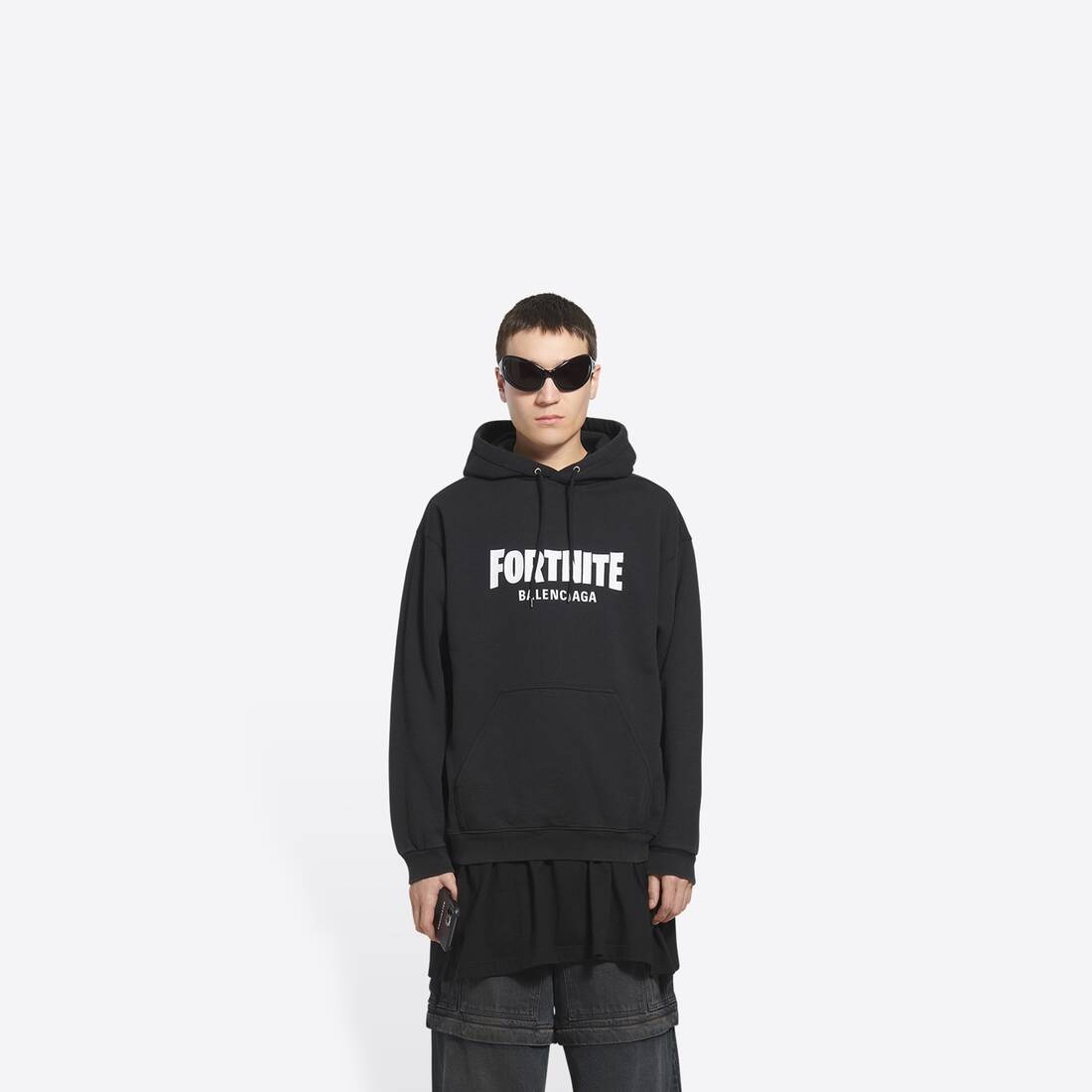 Fortnite©2021 Hoodie Medium Fit in Black - 3