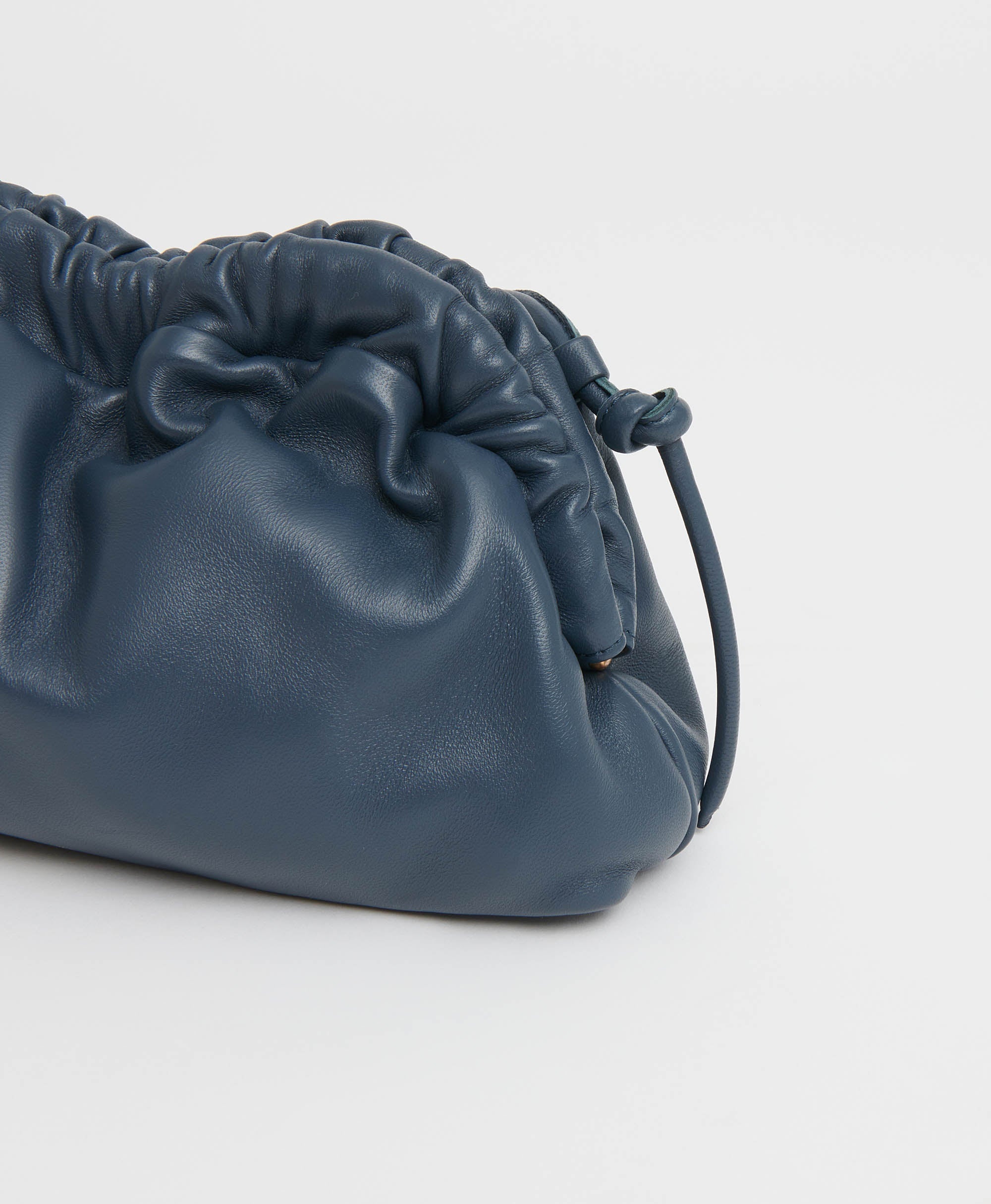 MINI CLOUD CLUTCH - 2