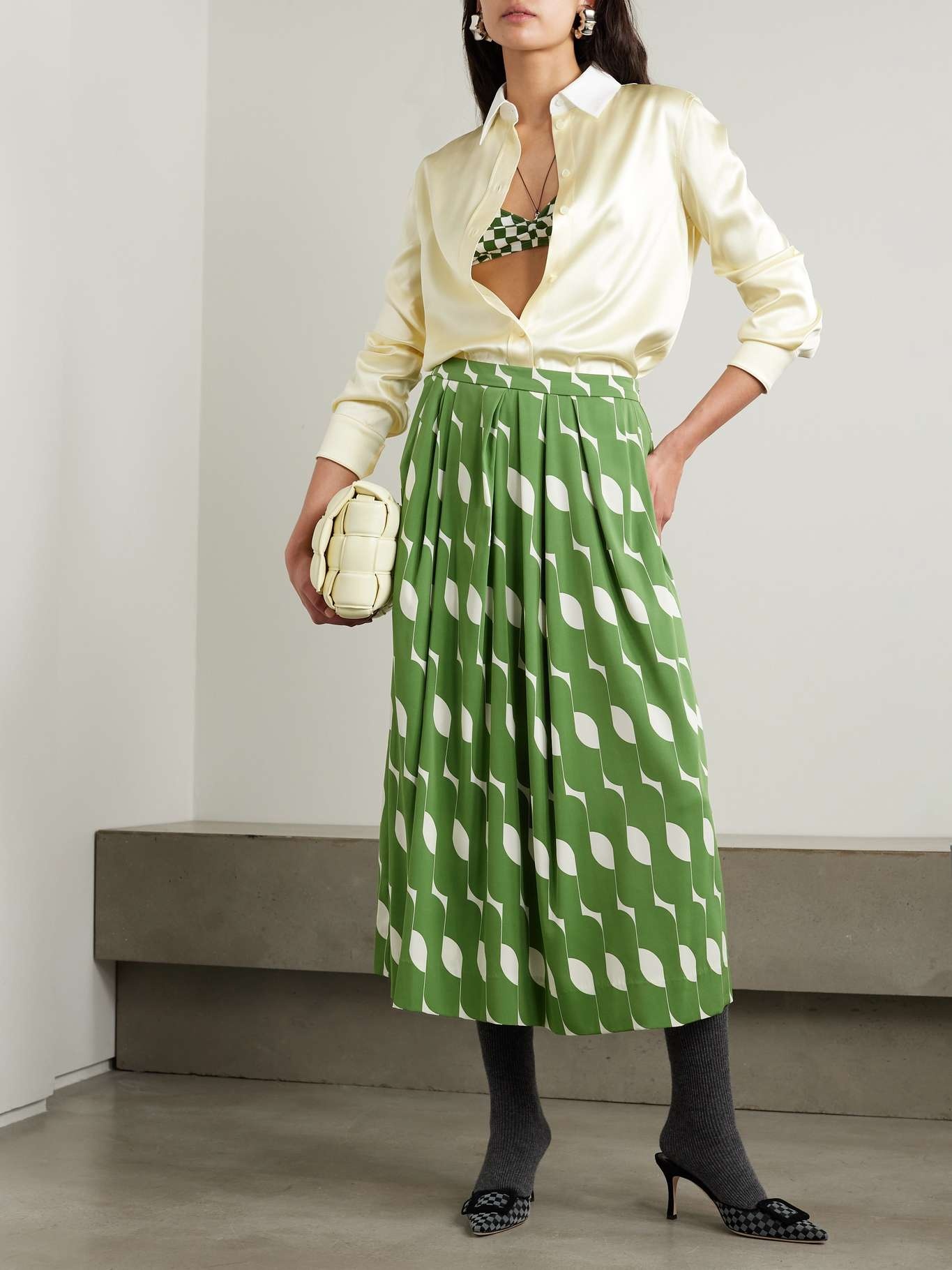 Pleated printed silk-blend midi skirt - 2