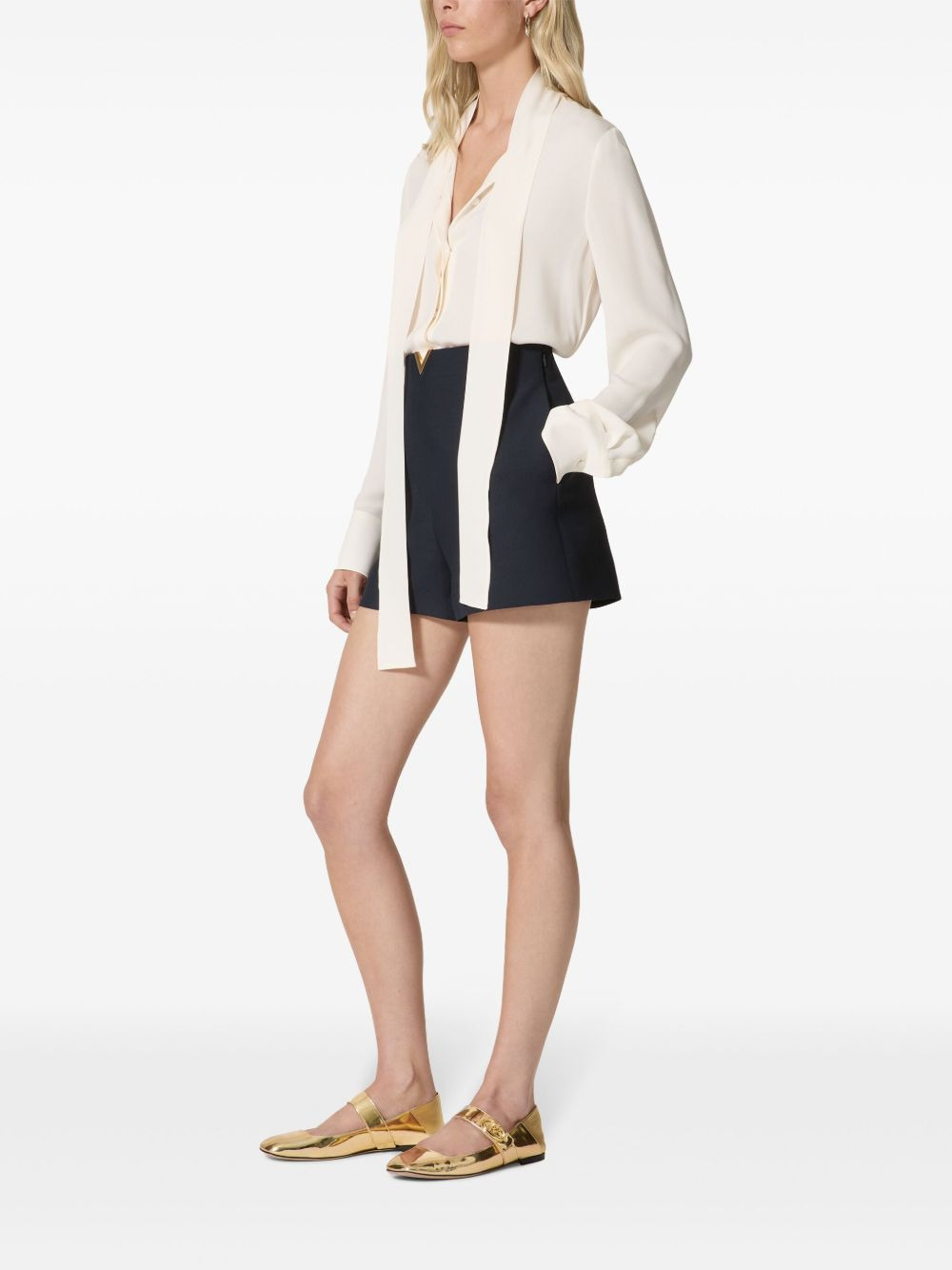 V-plaque short shorts - 2