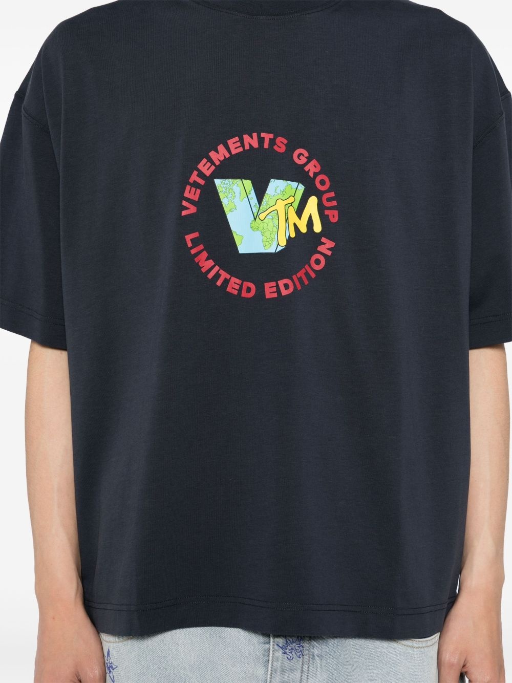 graphic-print T-shirt - 4