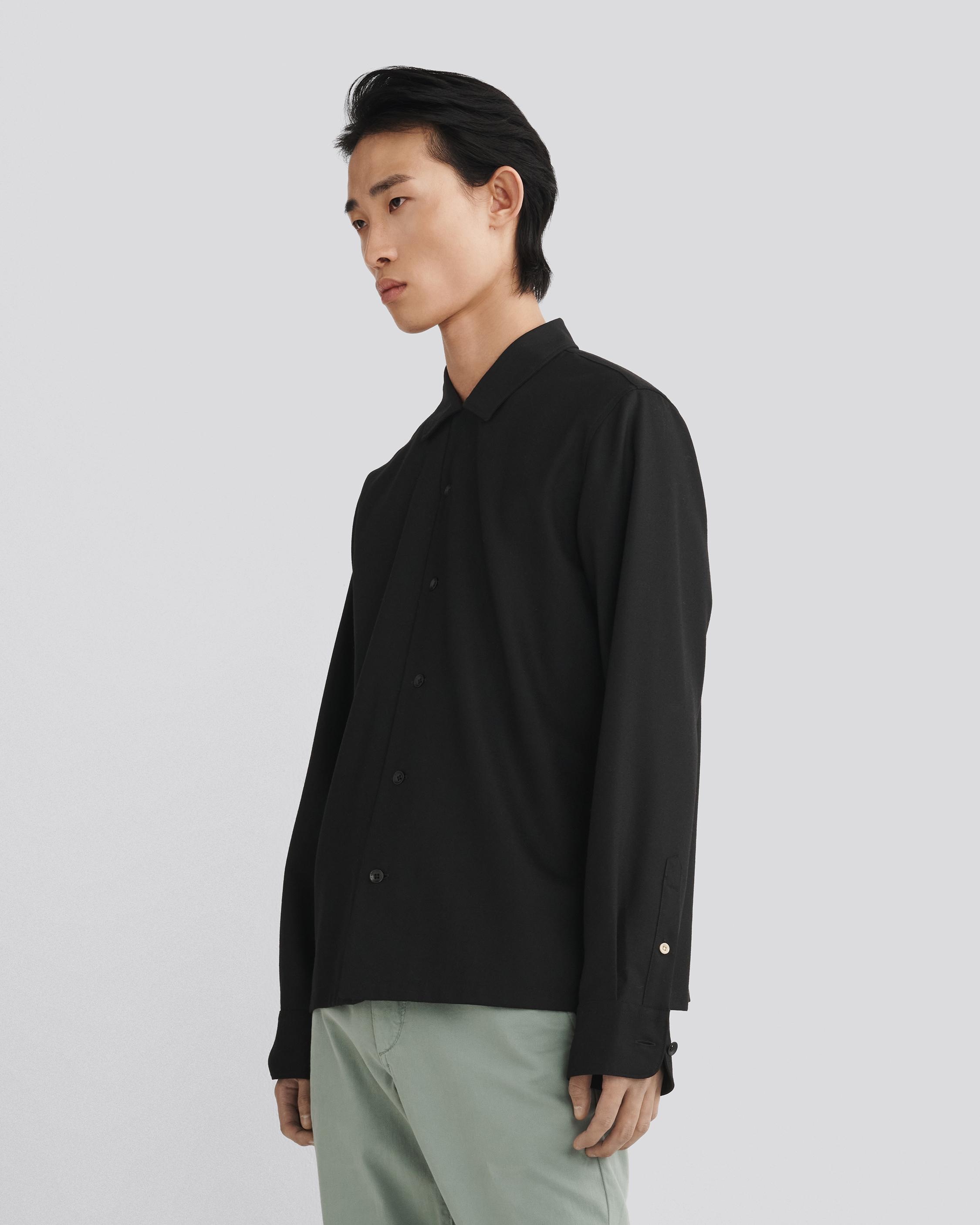 Avery Crepe Wool Shirt
Relaxed Fit Button Down - 6