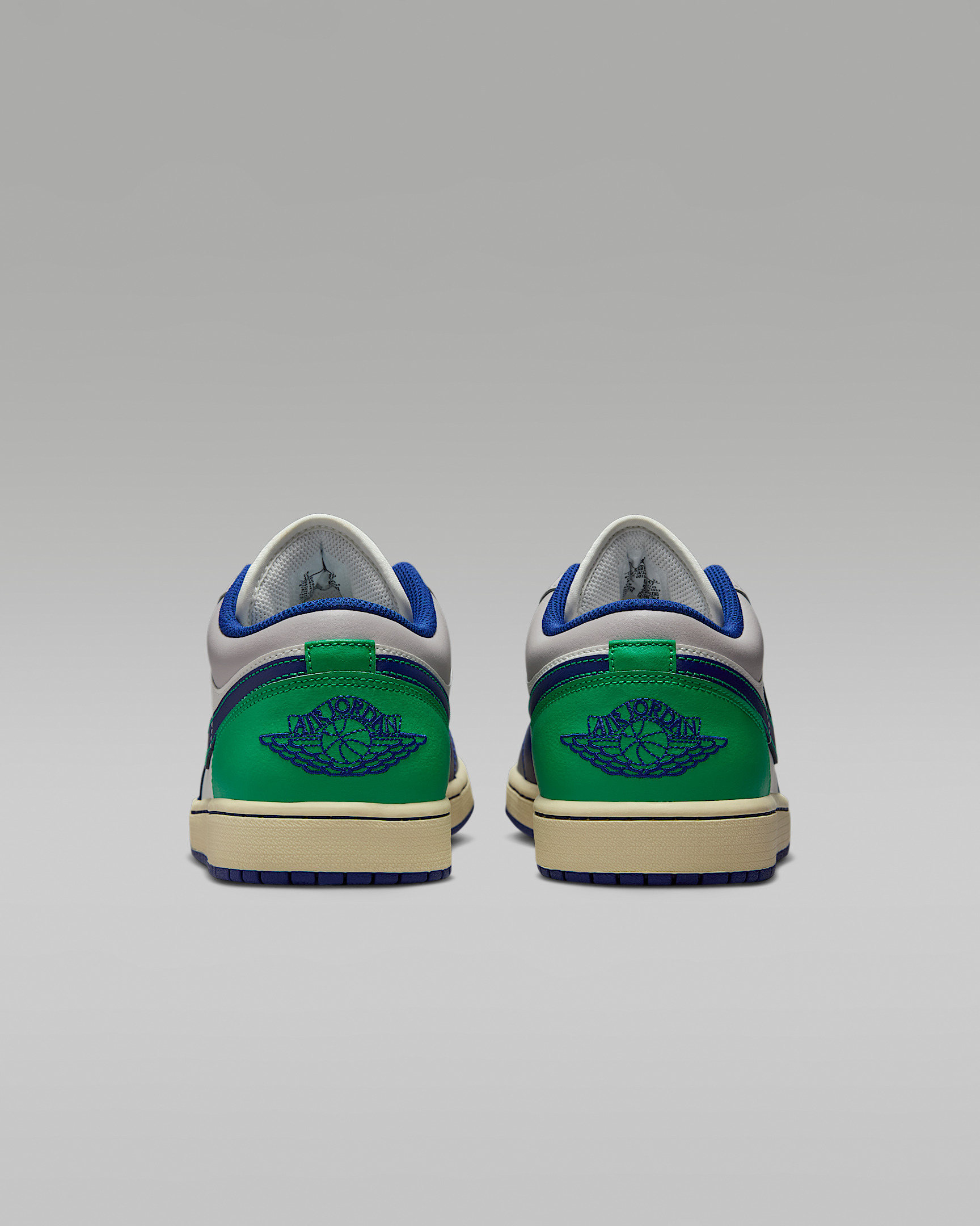 Air Jordan 1 Low Men's Shoes - 6