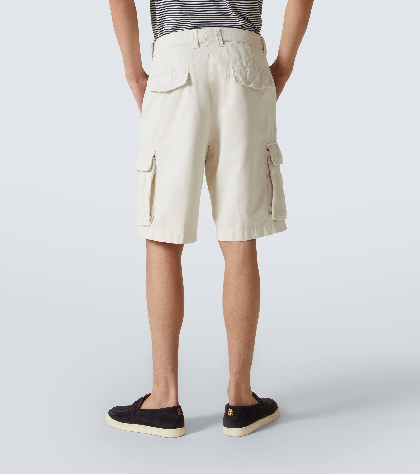 Cotton and linen gabardine cargo shorts - 4