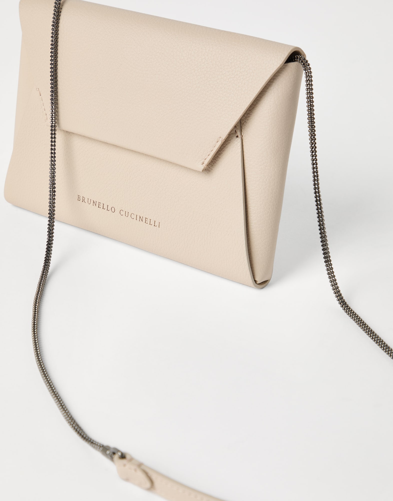 BC Duo pochette in grained leather with precious chain - 3
