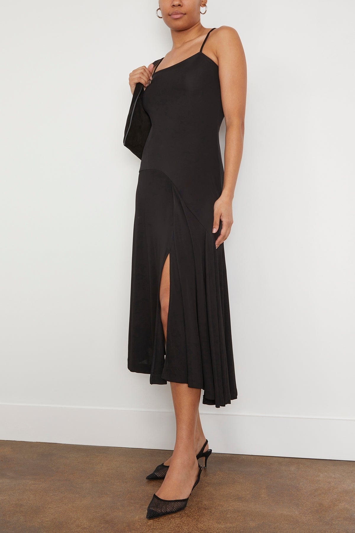 Contour Seam Dress in Black - 2