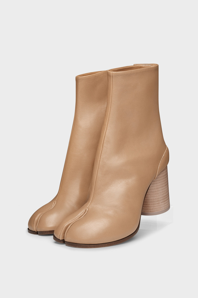 Maison Margiela Tabi ankle boots outlook