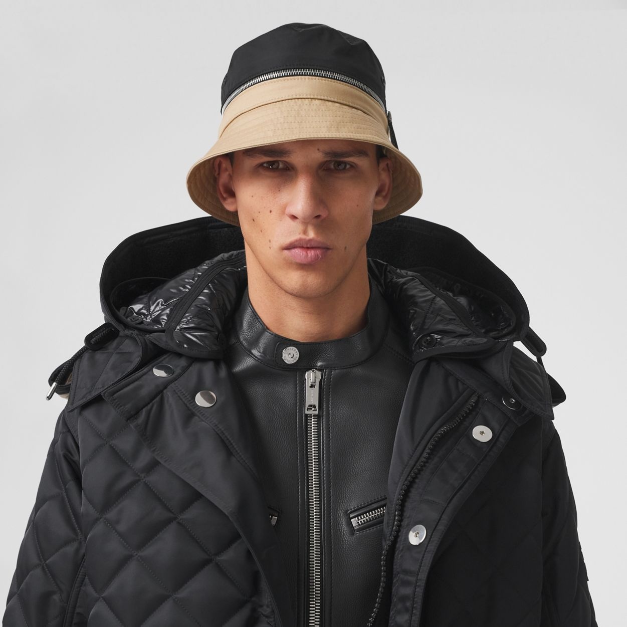 Zip Detail Nylon and Cotton Twill Bucket Hat - 6