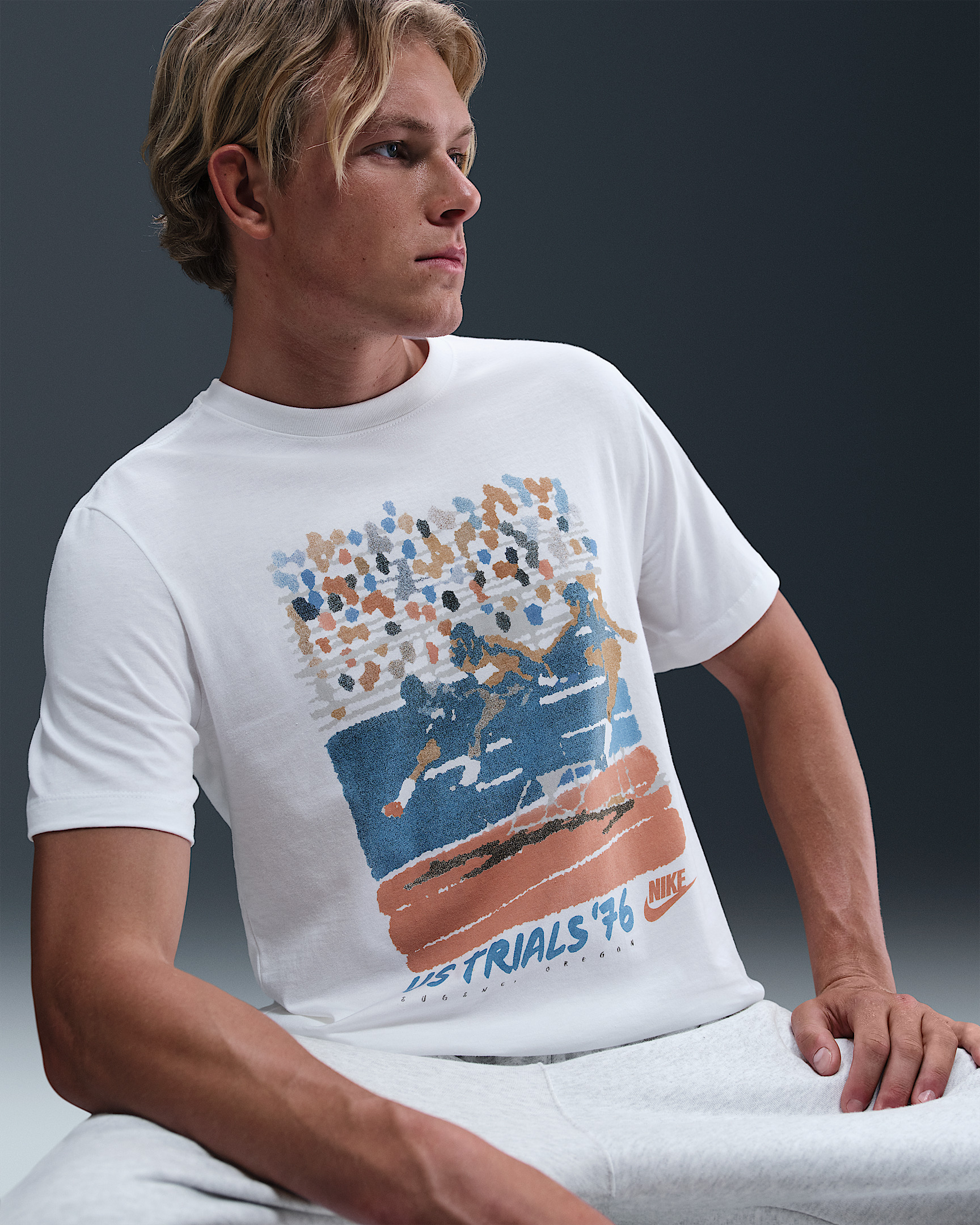 Nike Sportswear Men's T-Shirt - 3