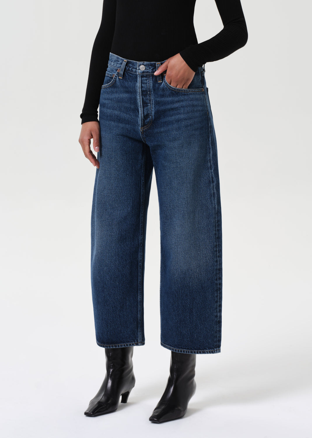 ARC JEAN IN SHORTWAVE - 4