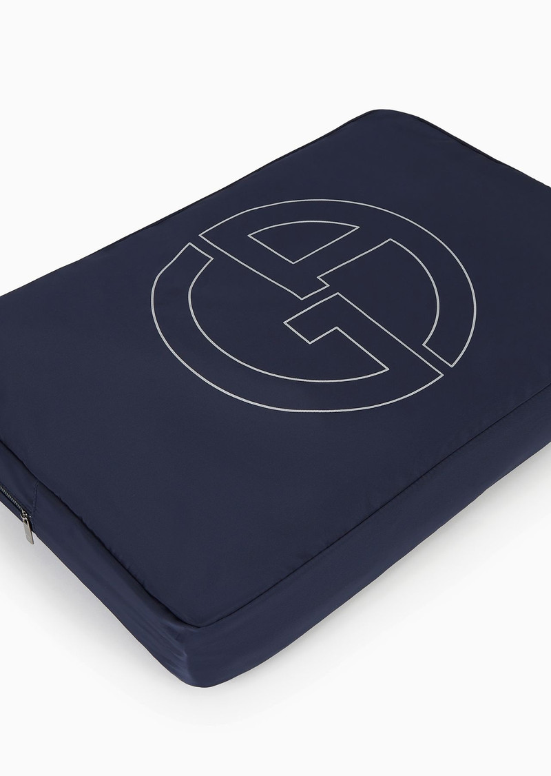 Cotton-terry beach towel with oversized jacquard logo 6