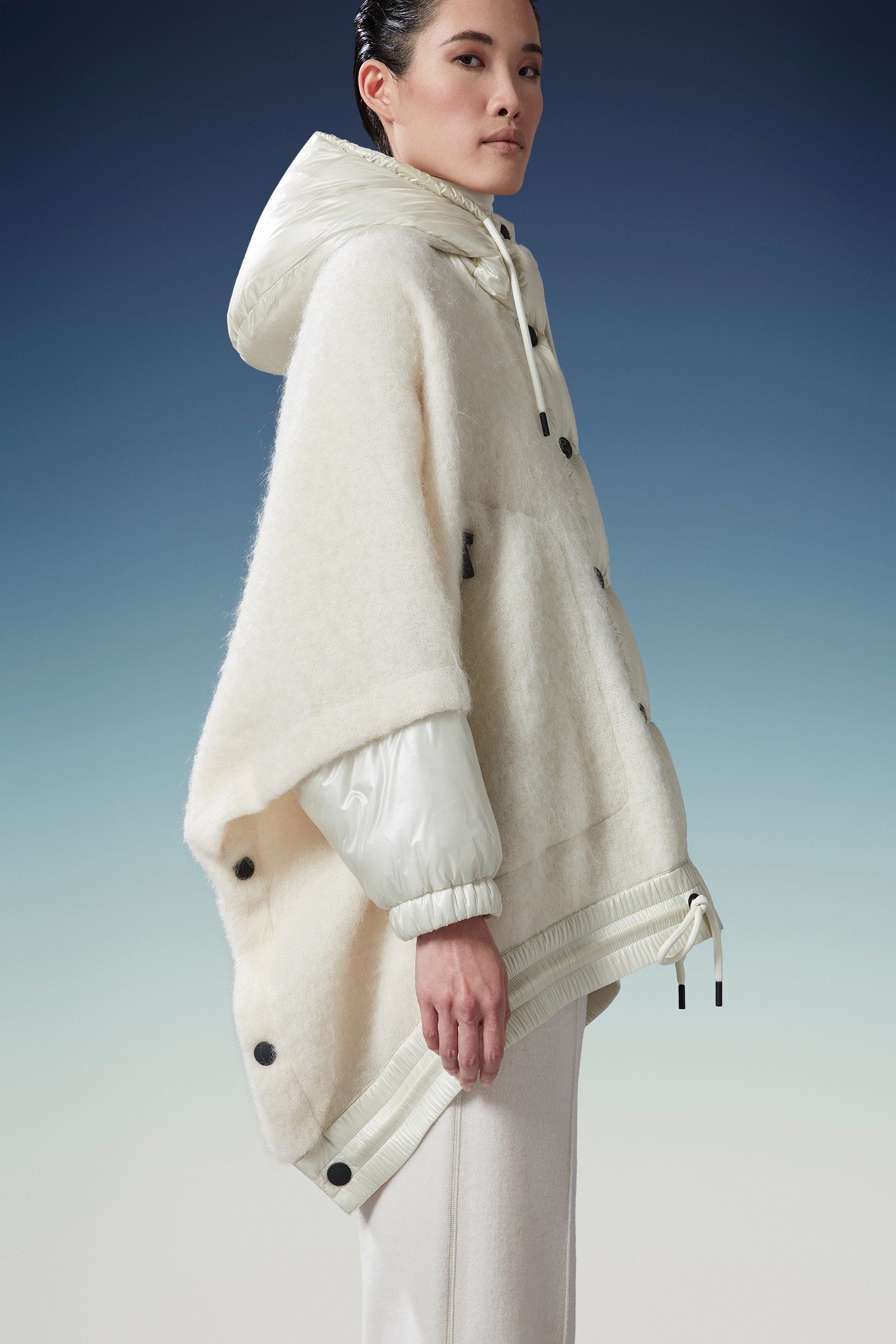 関税込 MONCLER WOOL, ALPACA & MOHAIR PADDED CAPE Moncler Wool, Alpaca & Mohair Padded Cape | moncler | REVERSIBLE