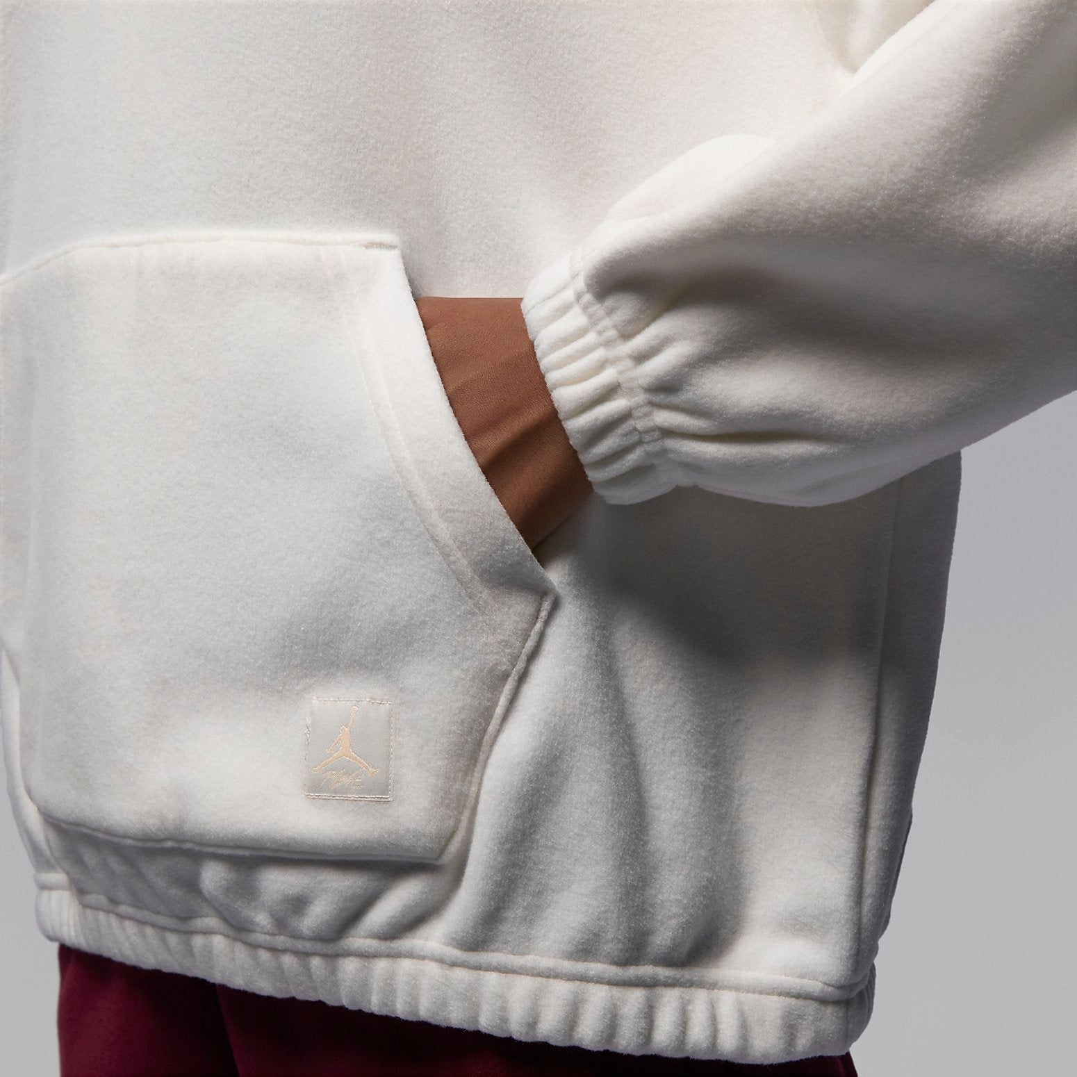 (WMNS) Air Jordan Flight Fleece Winterized Hoodie 'Sail' FD7238-133 - 2