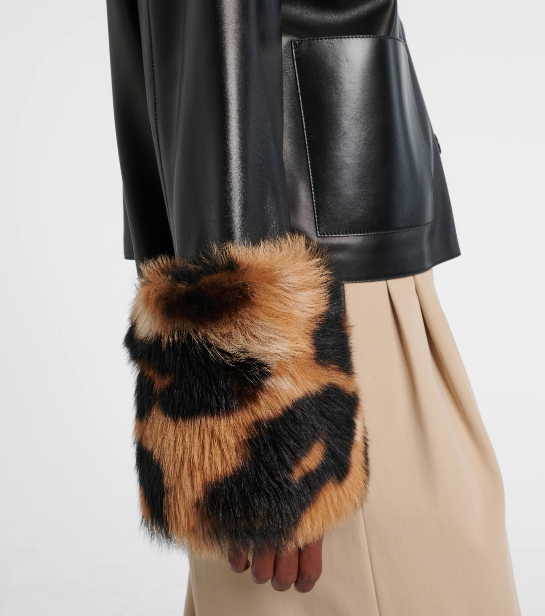 Leather jacket - 5