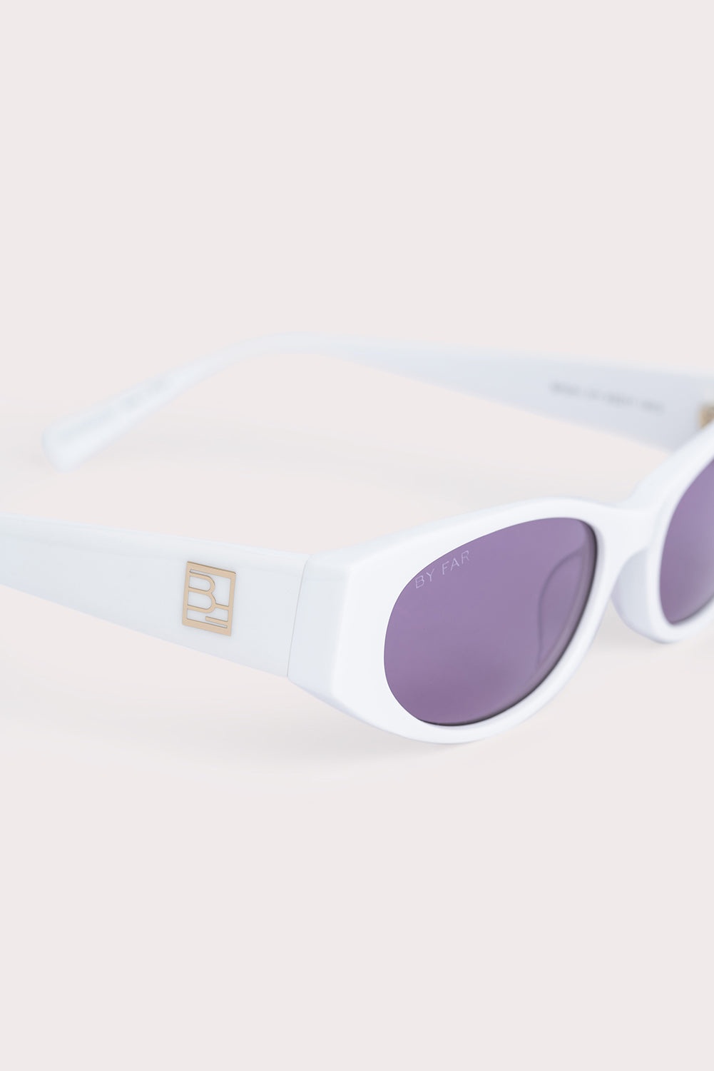BY FAR RODEO SOLID WHITE | REVERSIBLE