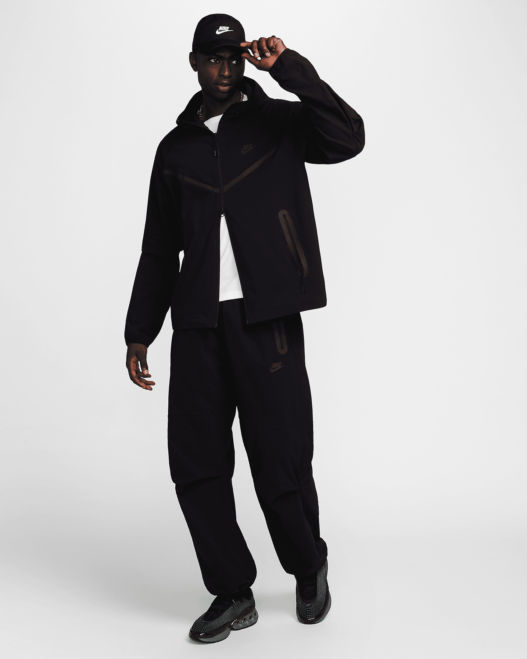 Nike Tech Men's Woven Jacket - 9