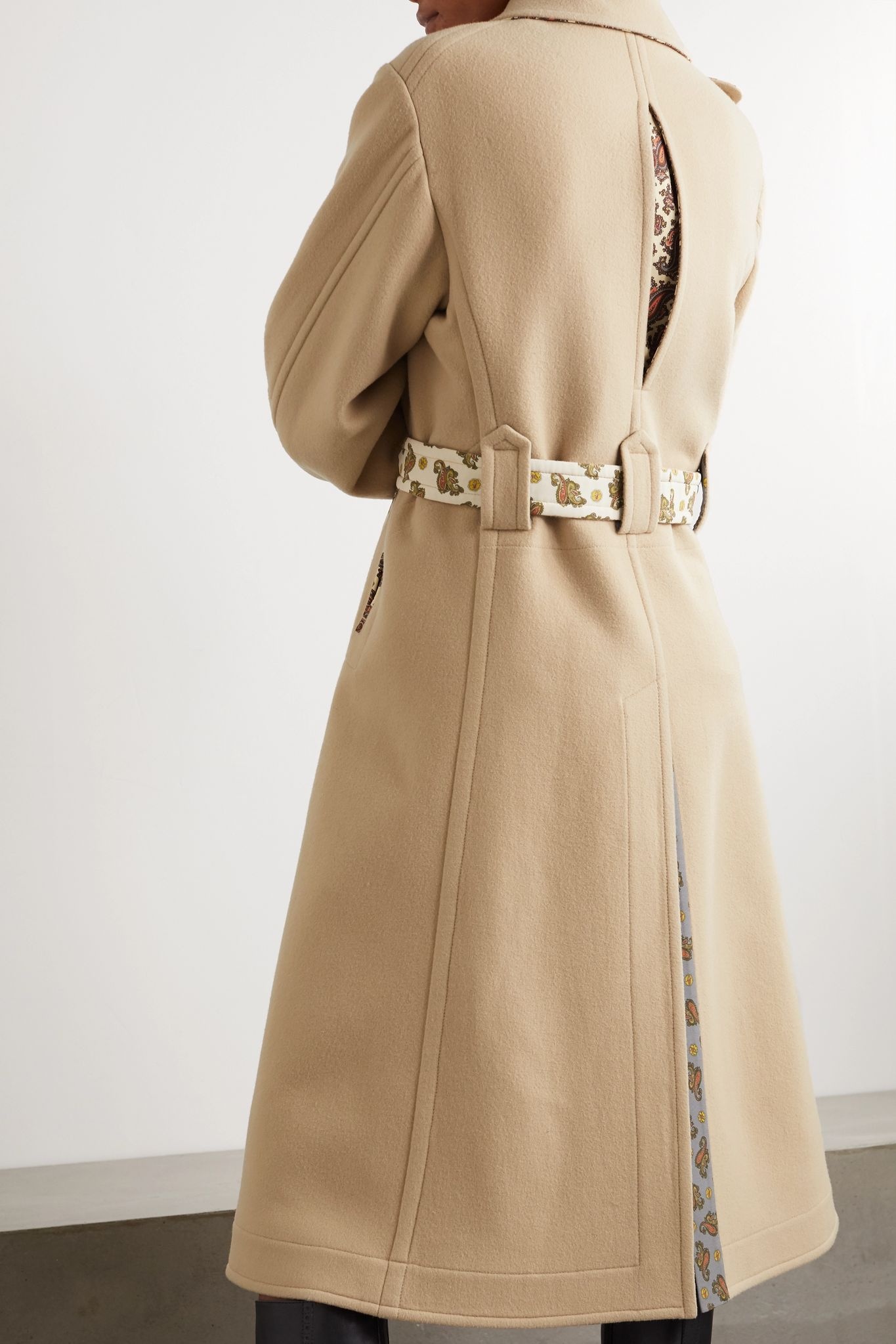 Embellished belted virgin wool and cashmere-blend coat  - 3