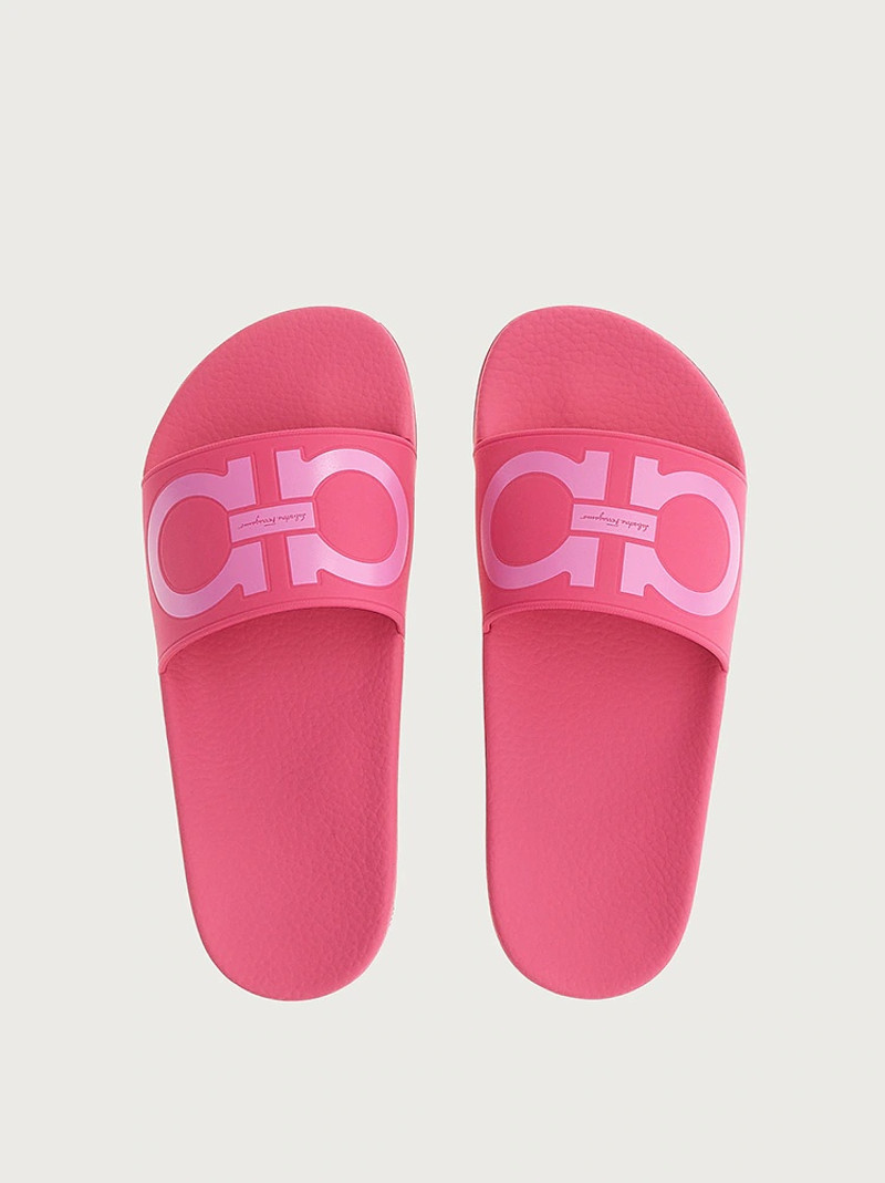 FERRAGAMO GANCINI SLIDE outlook