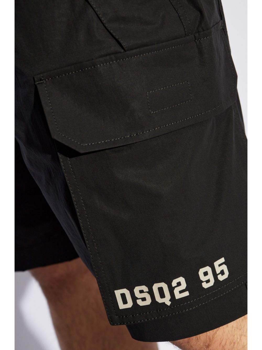 logo-print cargo shorts - 5