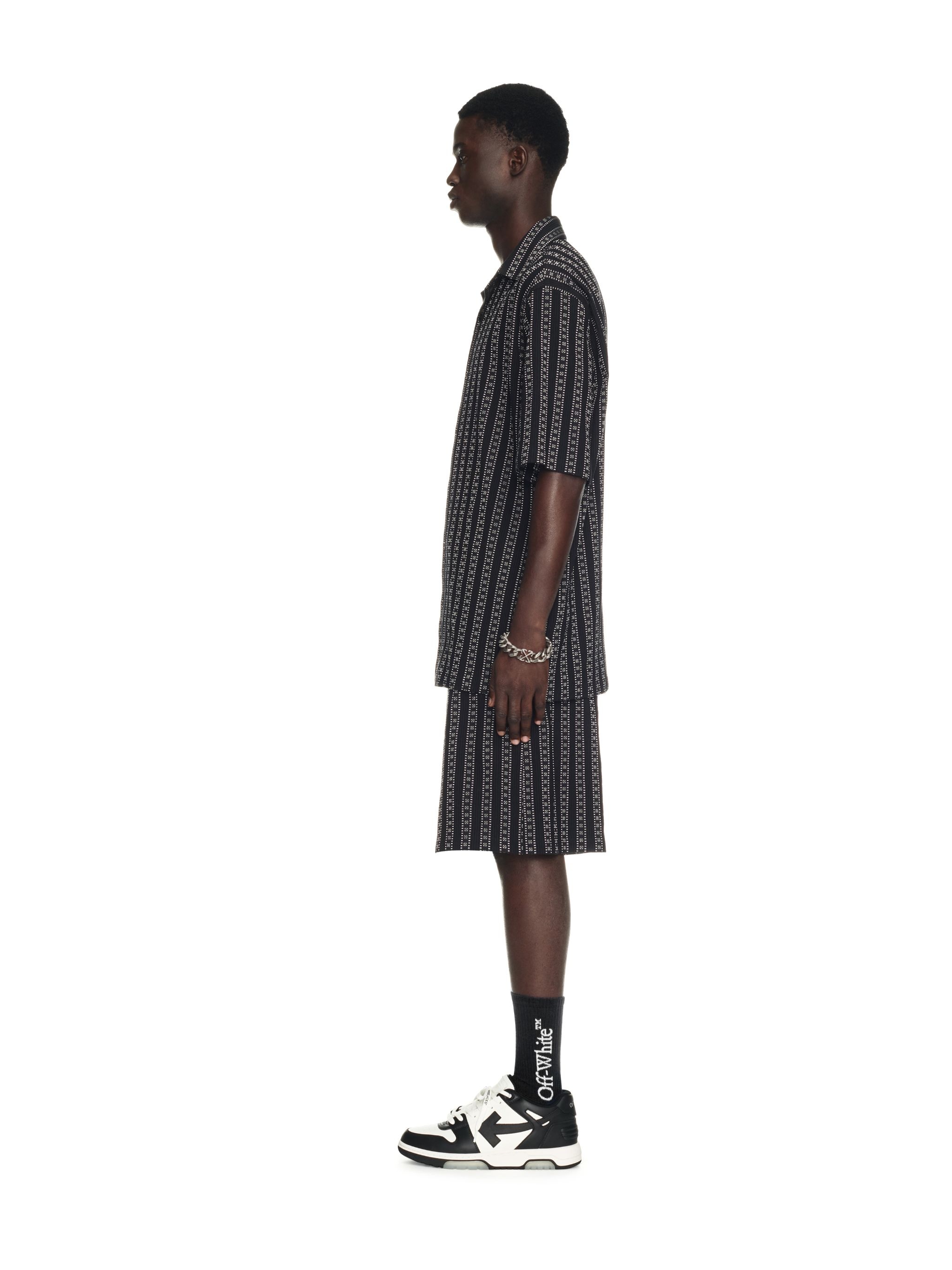 Arrow Stripes Shorts - 3